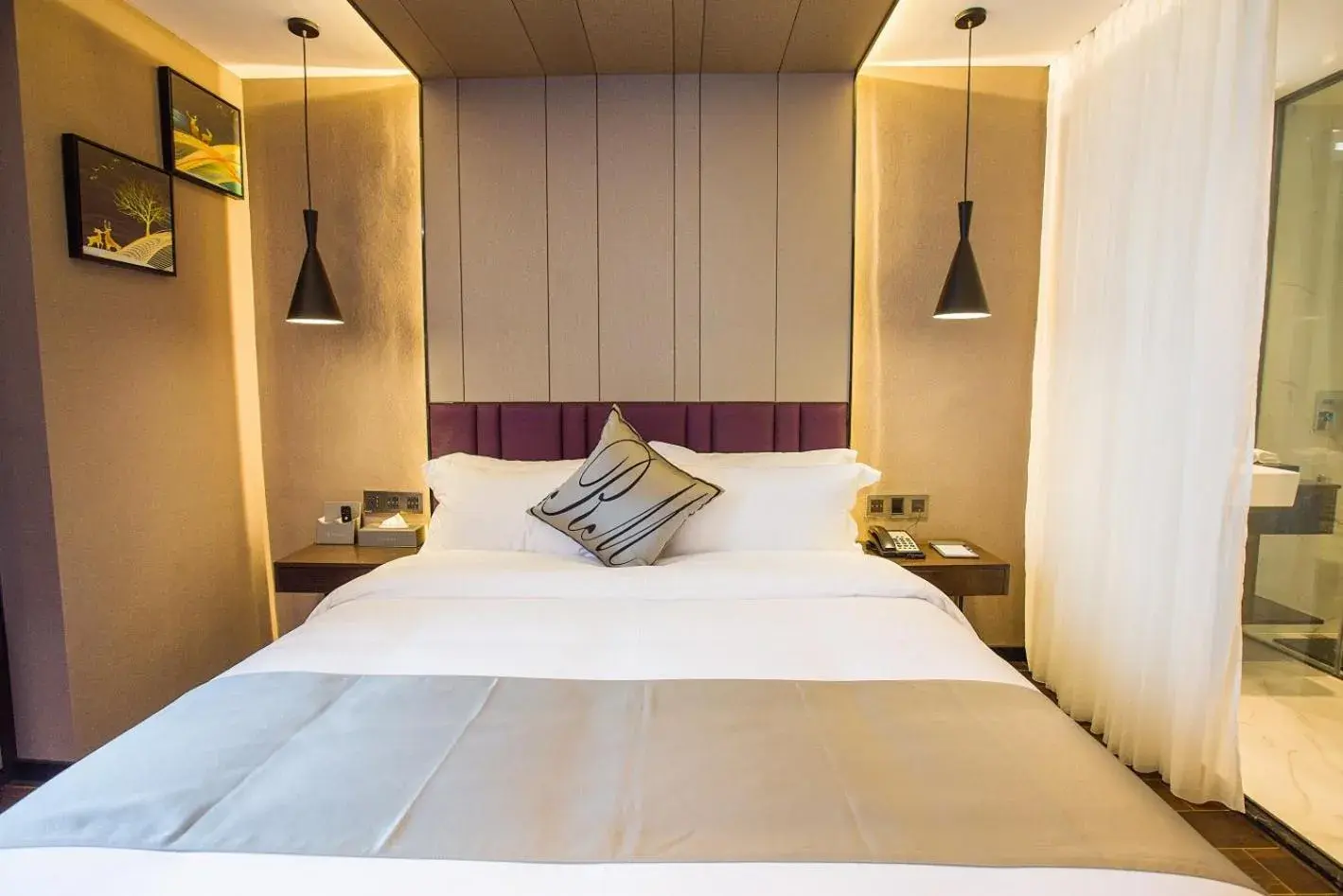 Bed in Ruiman International Hotel Bed in Ruiman International Hotel