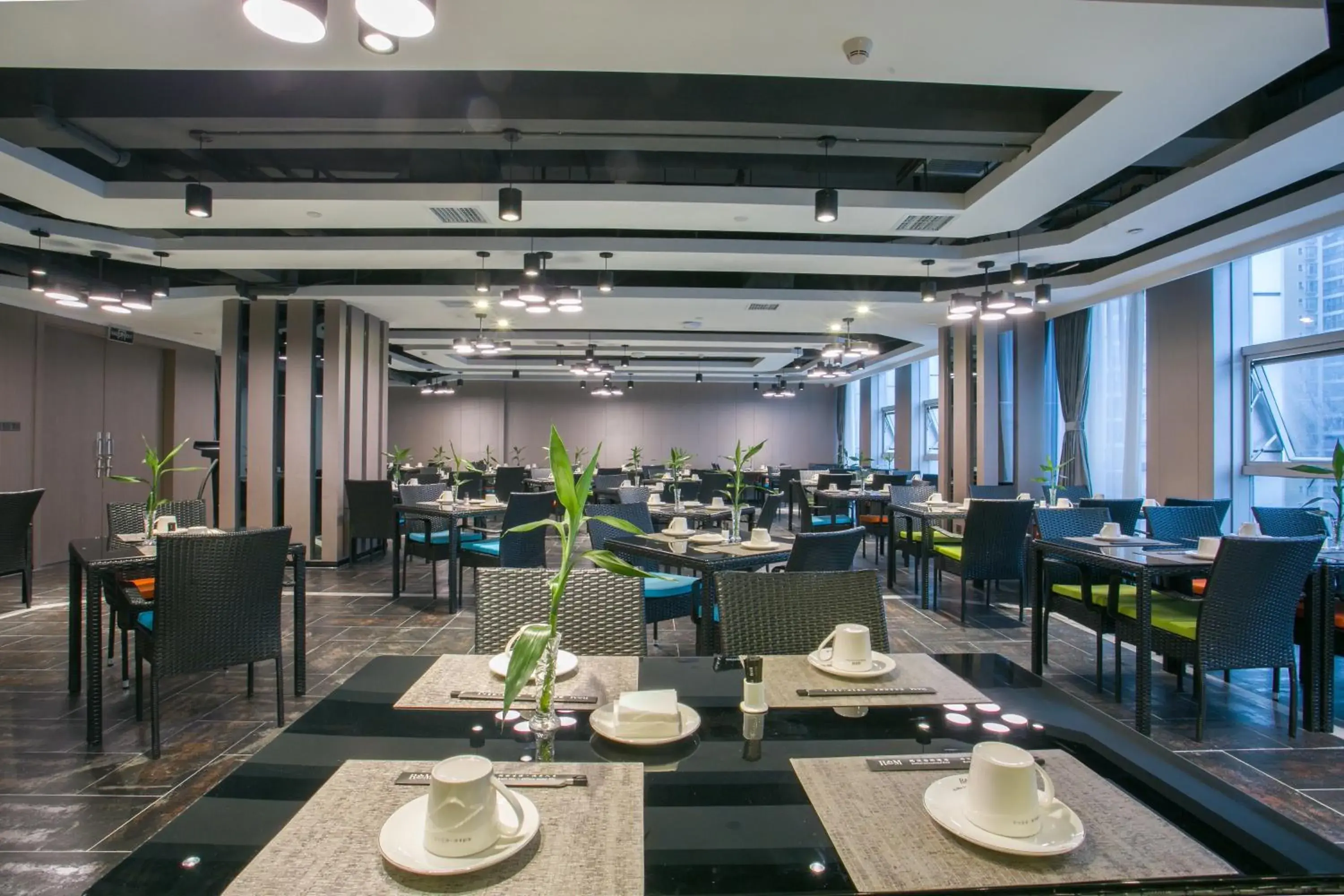 Restaurant/places to eat in Ruiman International Hotel Restaurant/places to eat in Ruiman International Hotel