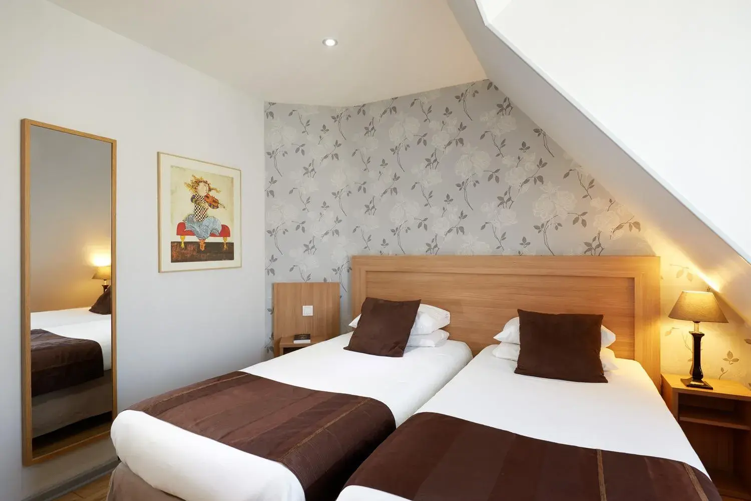 Bedroom, Bed in Hôtel Alane Bedroom, Bed in Hôtel Alane