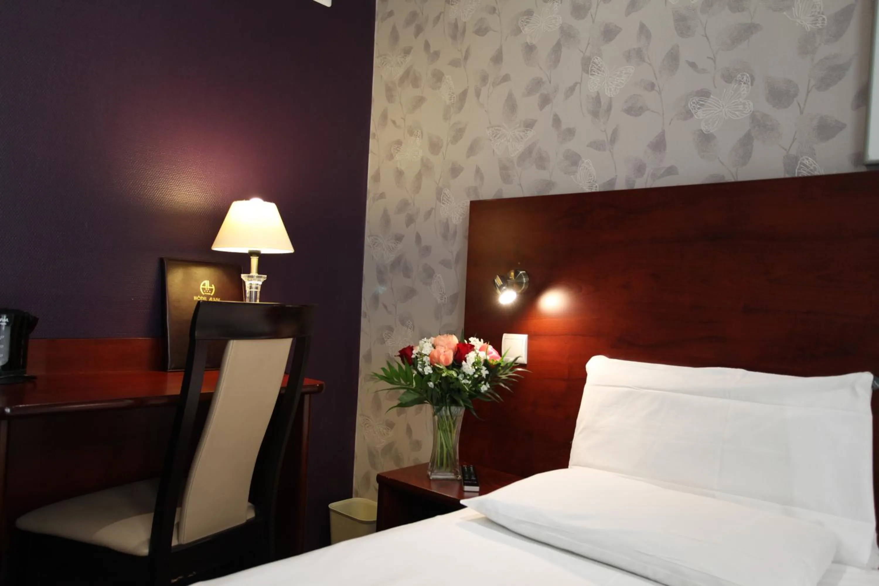 Other, Bed in Hôtel Alane