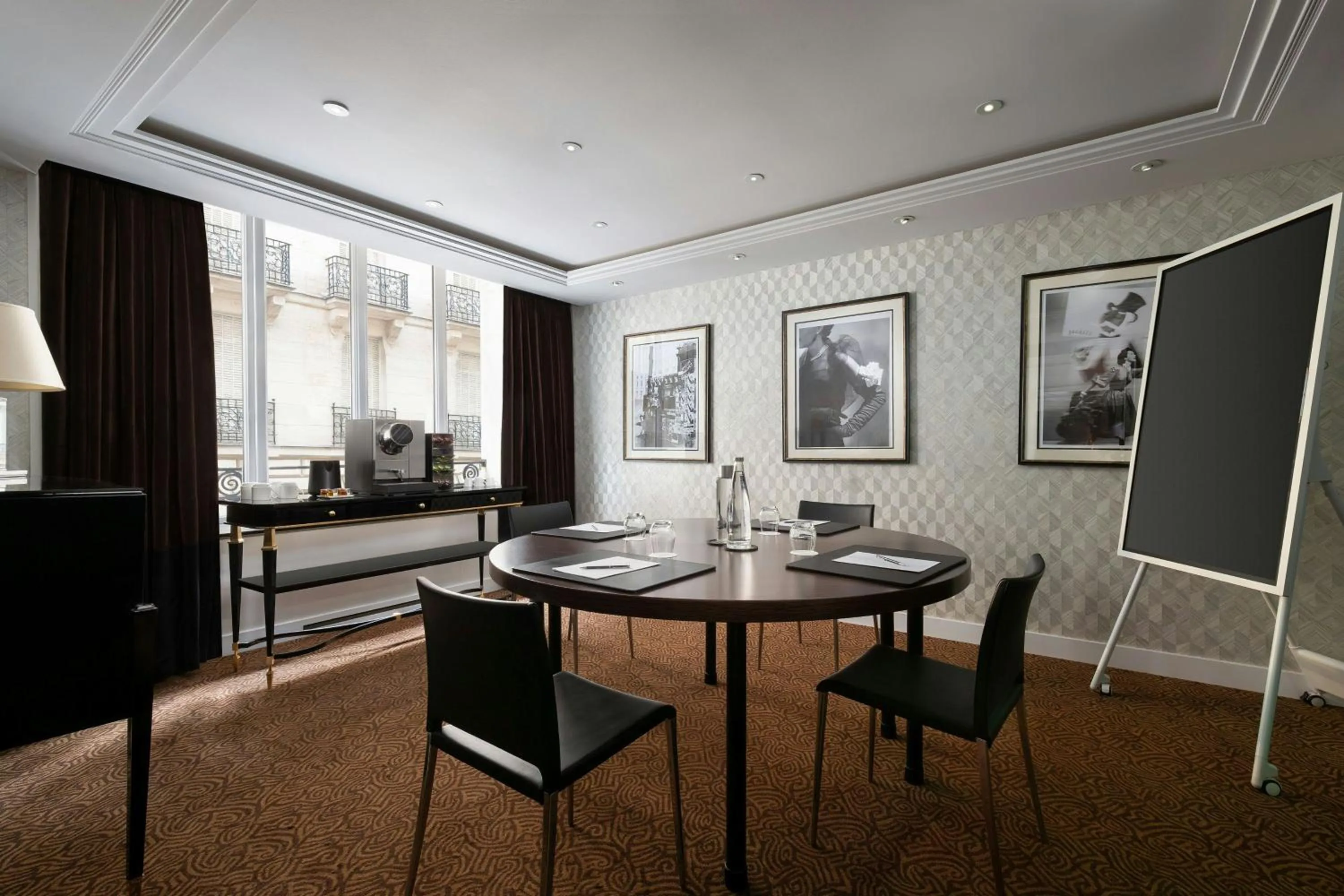 Meeting/conference room in Prince de Galles, a Luxury Collection hotel, Paris