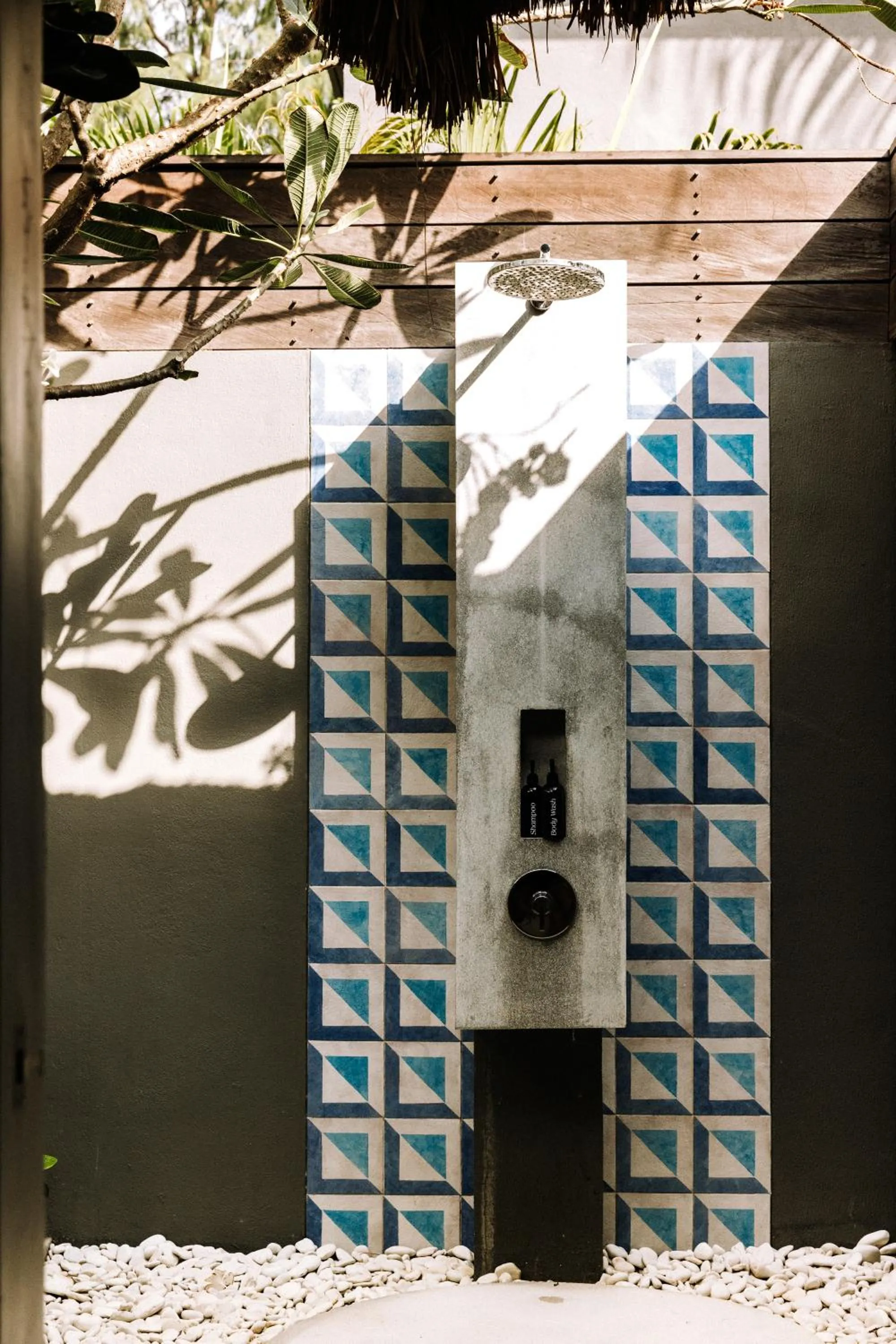 Shower in Meno House - Boutique Adults Only Resort