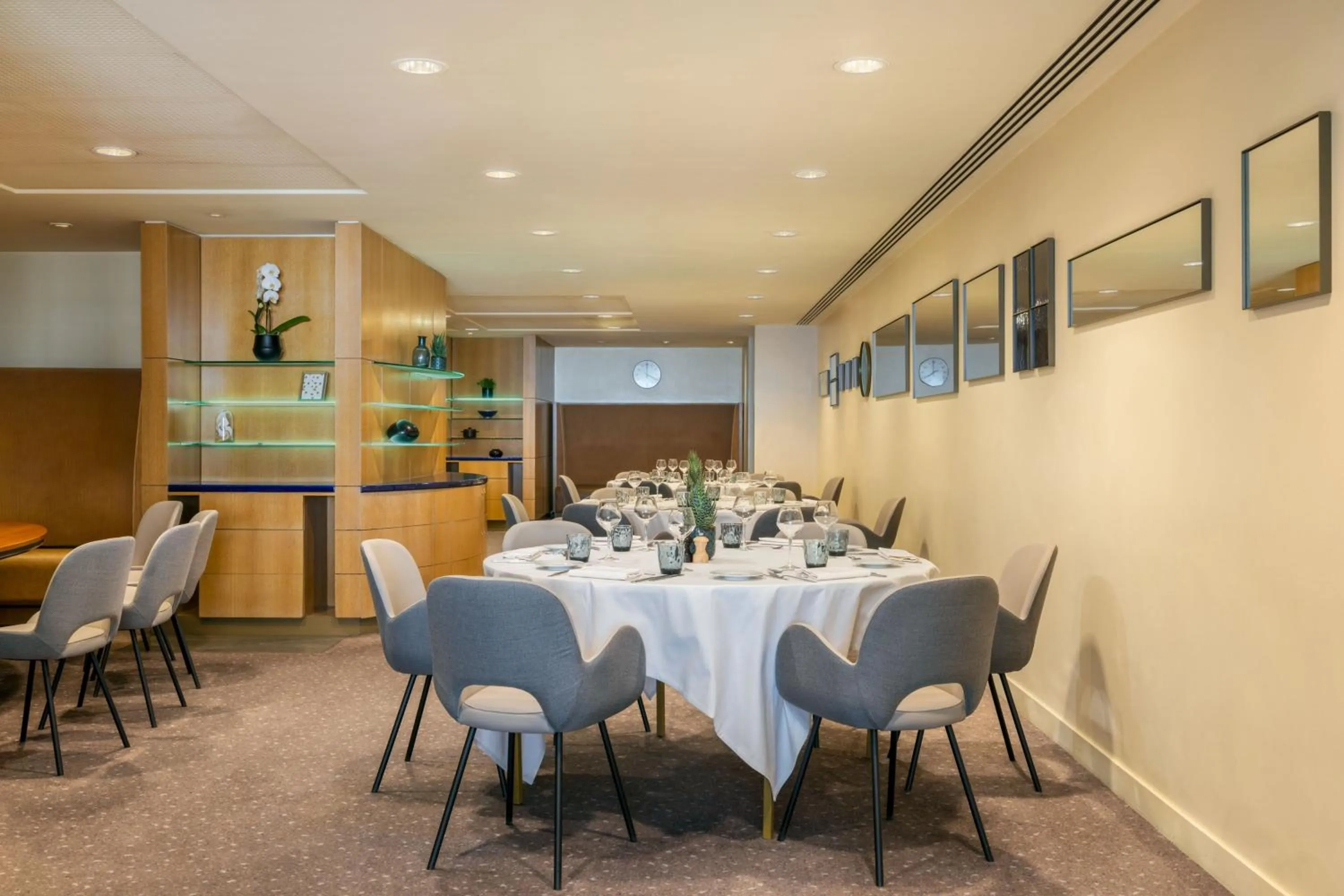 Meeting/conference room in Sheraton Paris Charles de Gaulle Airport Hotel