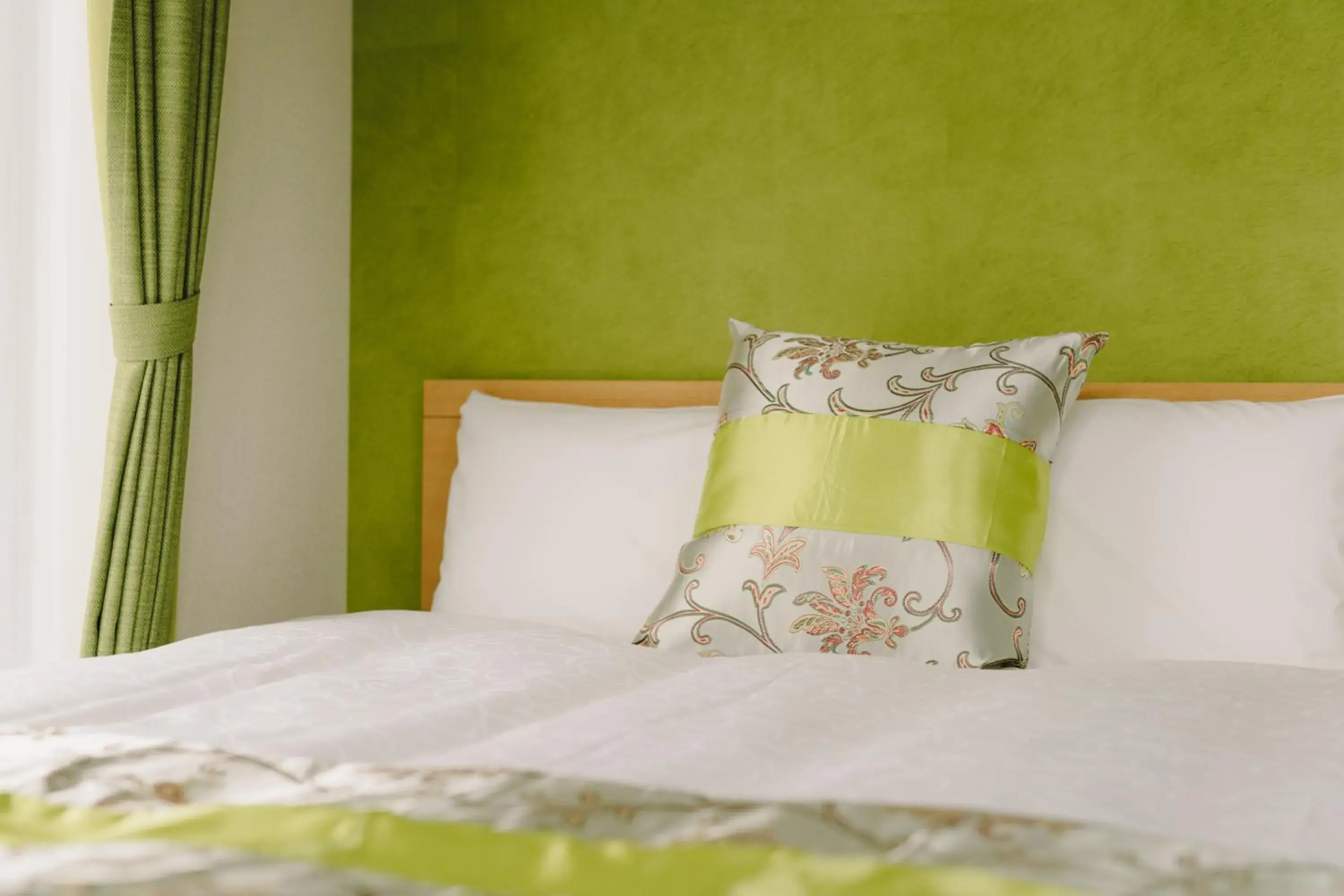 Bed in GRAND BASE Mojiko Bed in GRAND BASE Mojiko