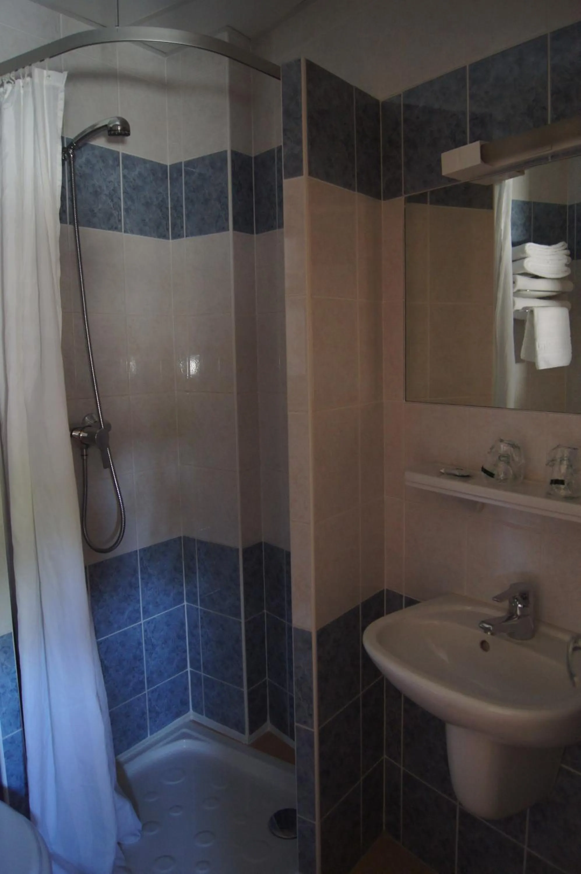 Bathroom in Le Régence