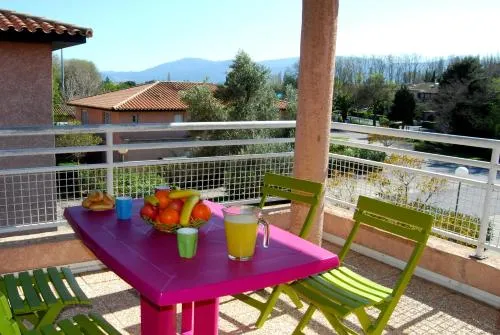 Lagrange Grand Bleu Vacances – Résidence Les Pierres de Jade