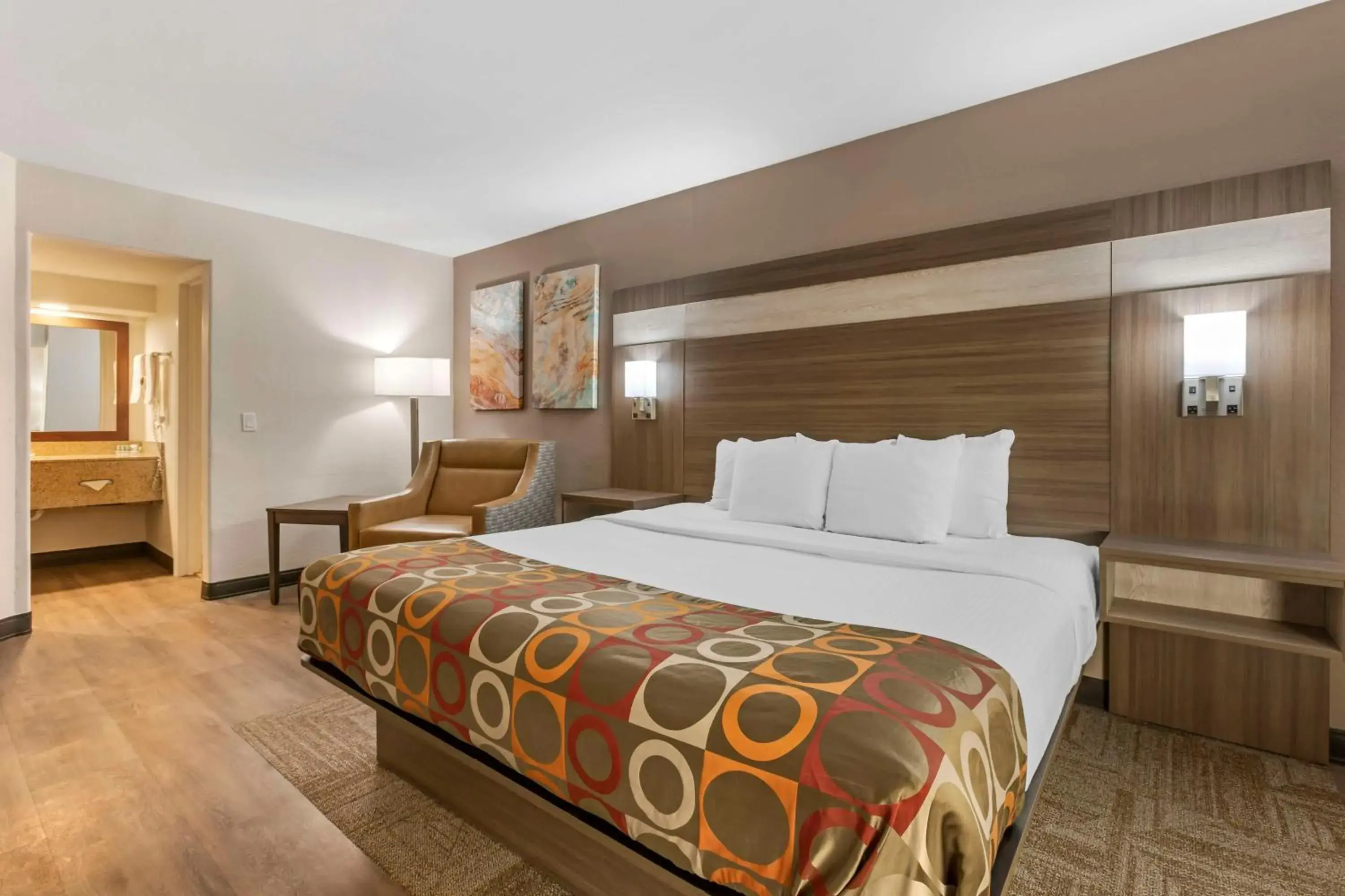 Bedroom, Bed in Best Western Desert Inn Bedroom, Bed in Best Western Desert Inn