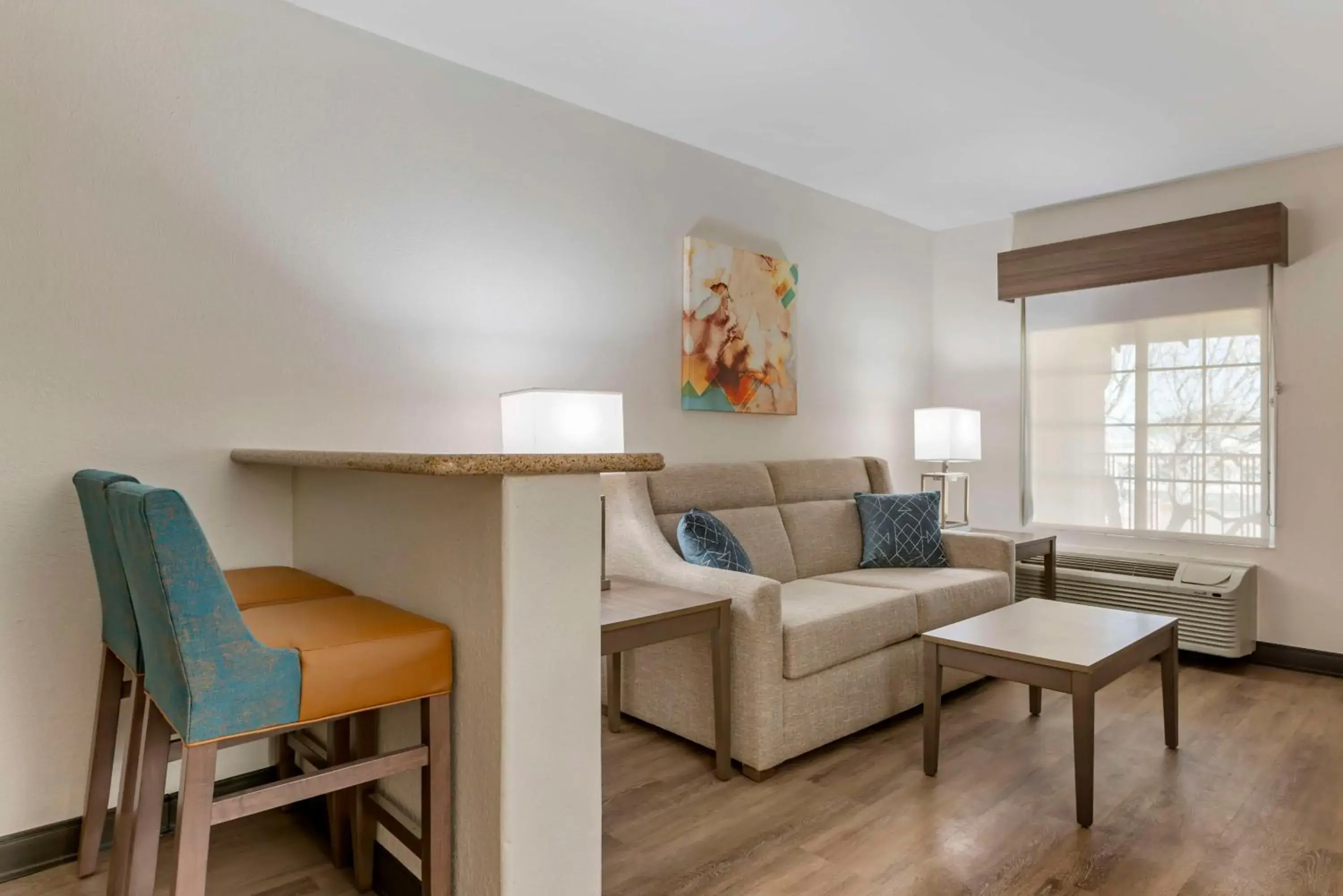 Bedroom in Best Western Desert Inn Bedroom in Best Western Desert Inn