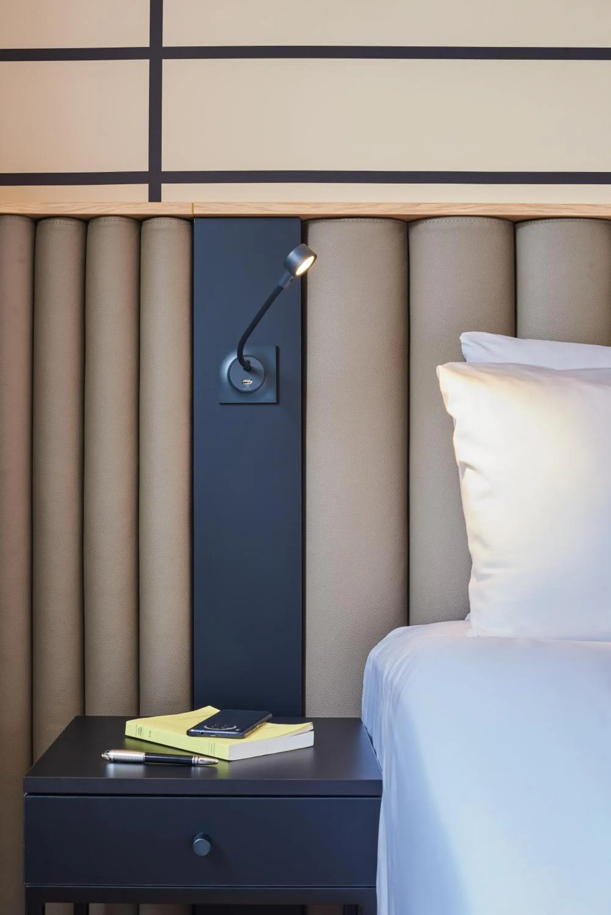 Bed in Qualys - Hotel Nanterre - Paris la DÃ©fense