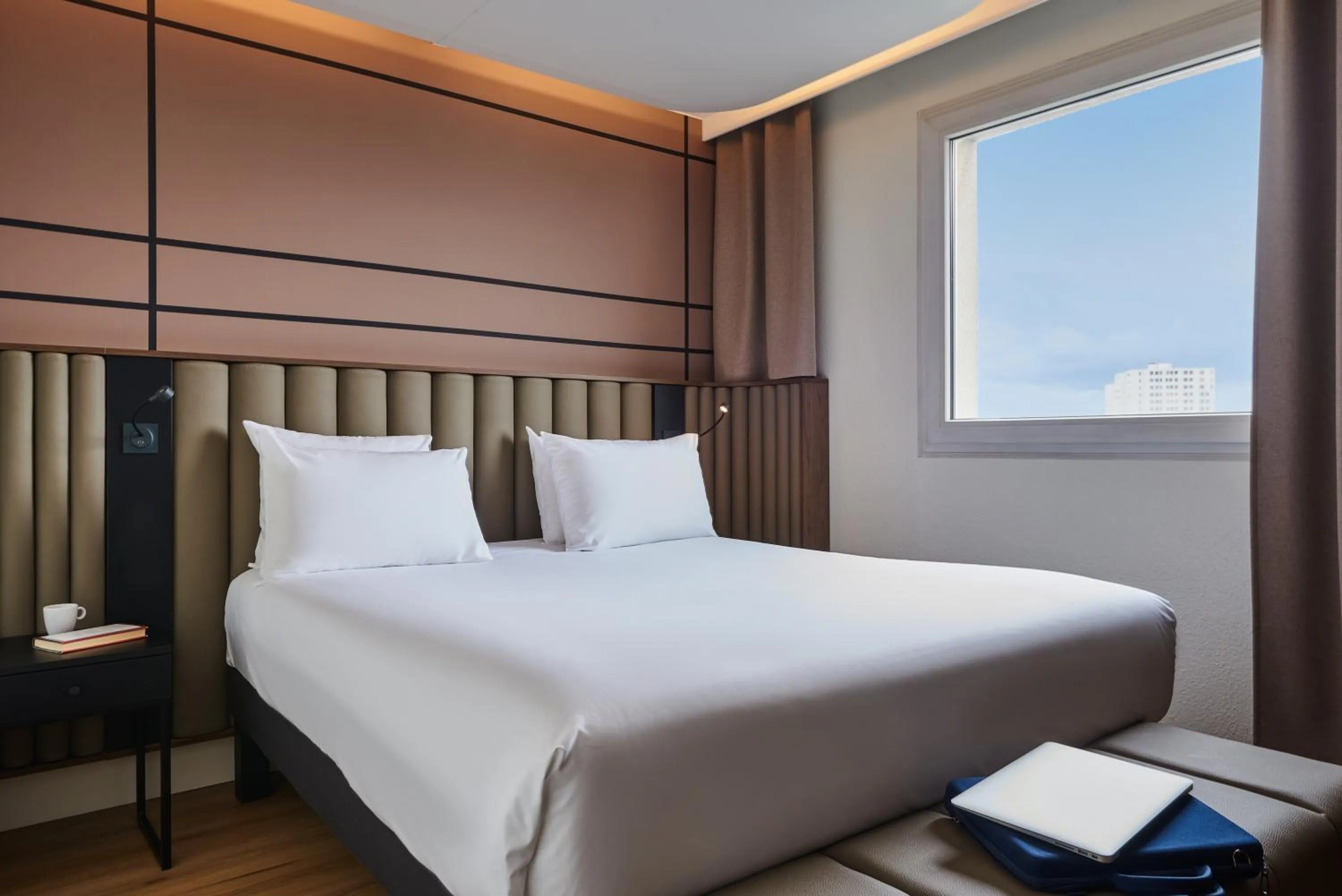 Photo of the whole room, Bed in Mercure Paris Nanterre