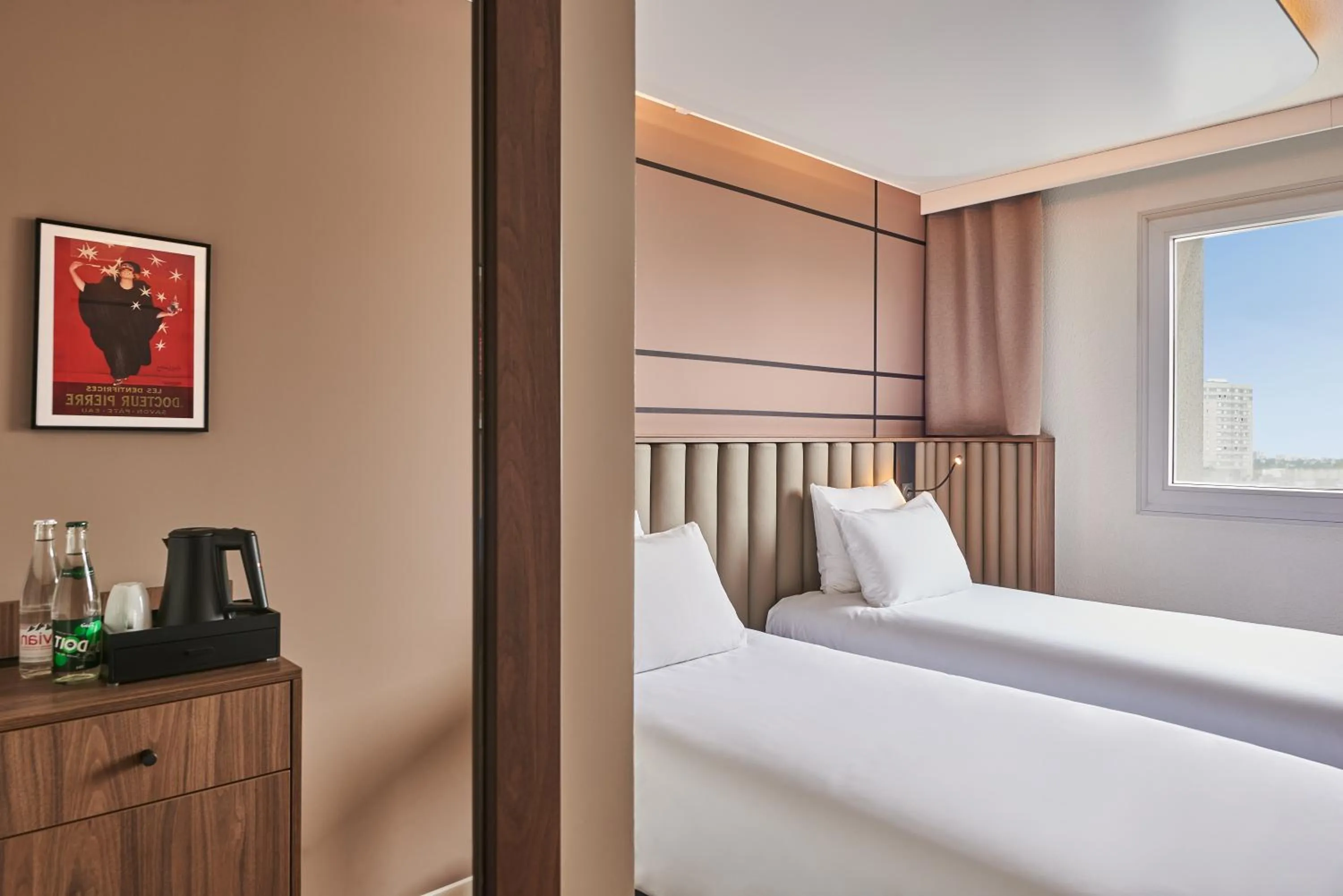 Bedroom, Bed in Mercure Paris Nanterre