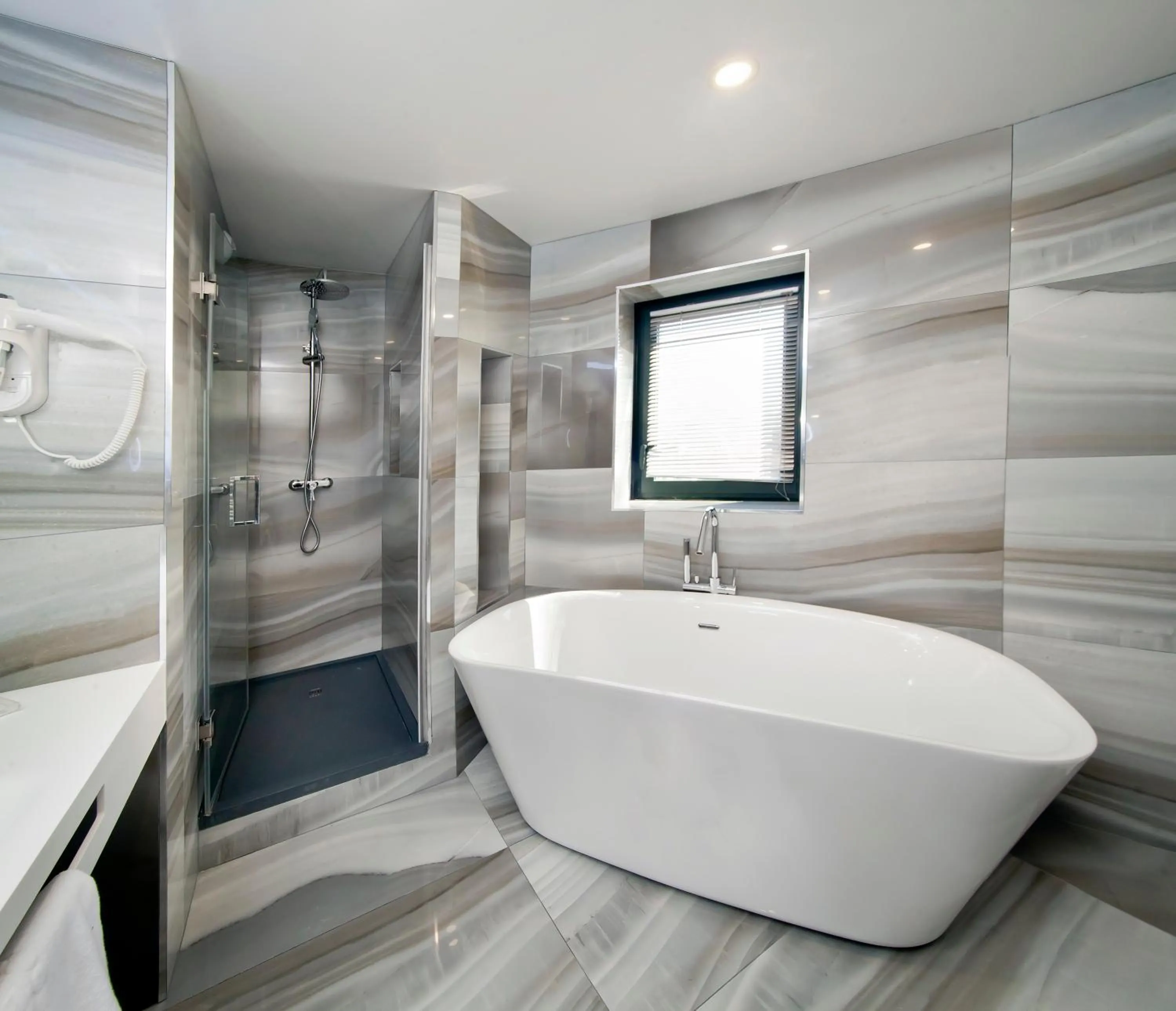 Bathroom in Mercure Paris Nanterre