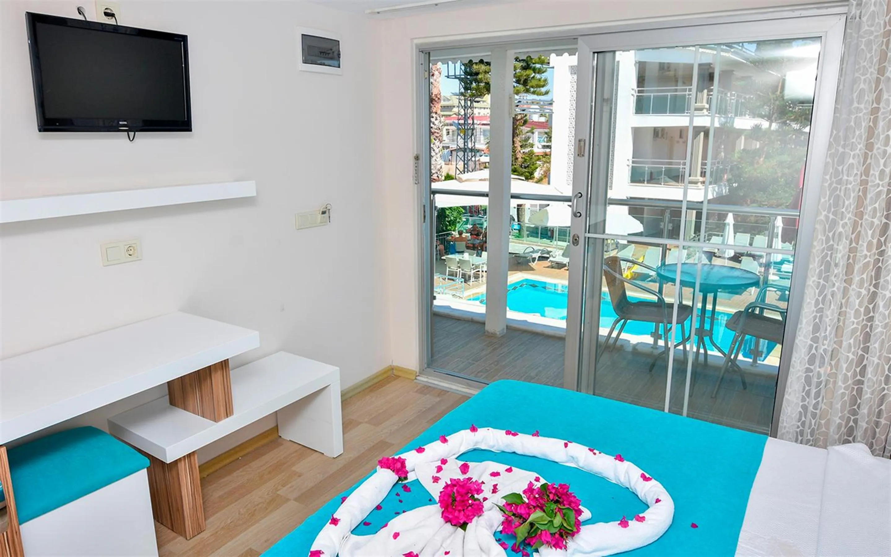 Bed in Clover Magic Altınkum Park Hotel