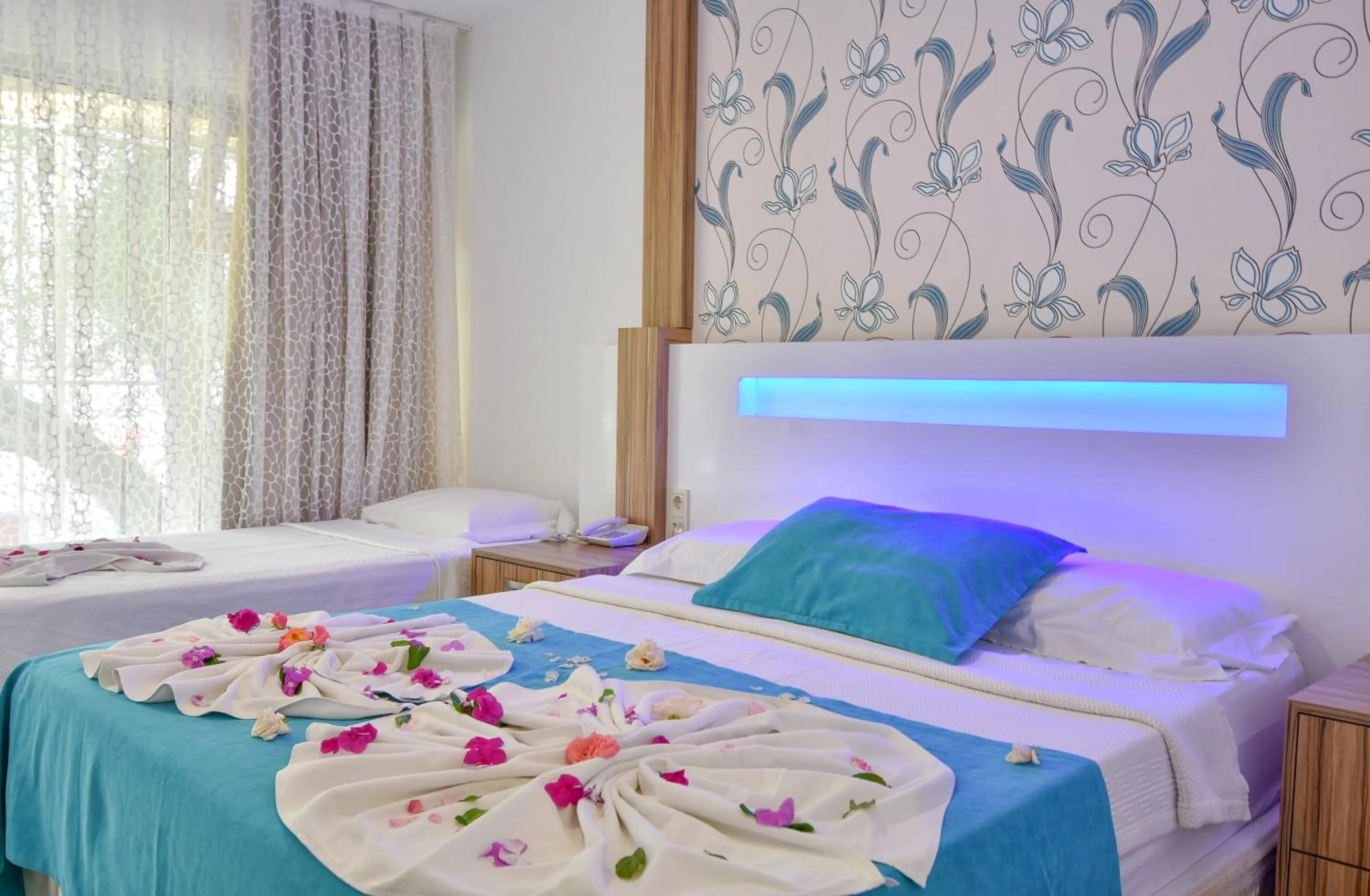 Bed in Clover Magic Altınkum Park Hotel