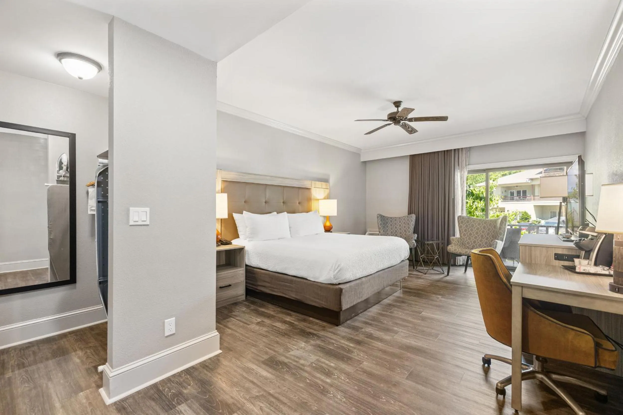 Bed in The Ridges Resort on Lake Chatuge