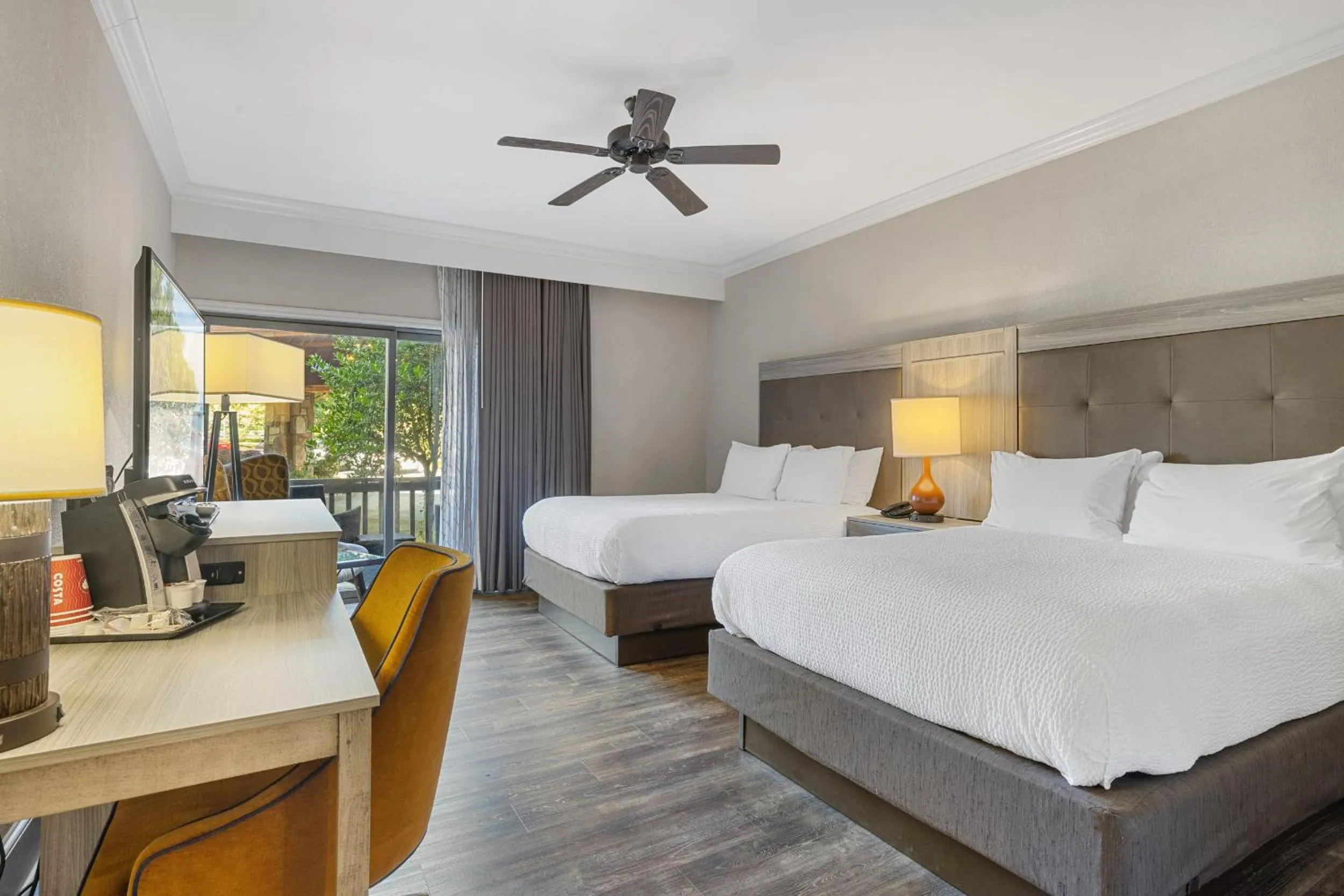 Bed in The Ridges Resort on Lake Chatuge