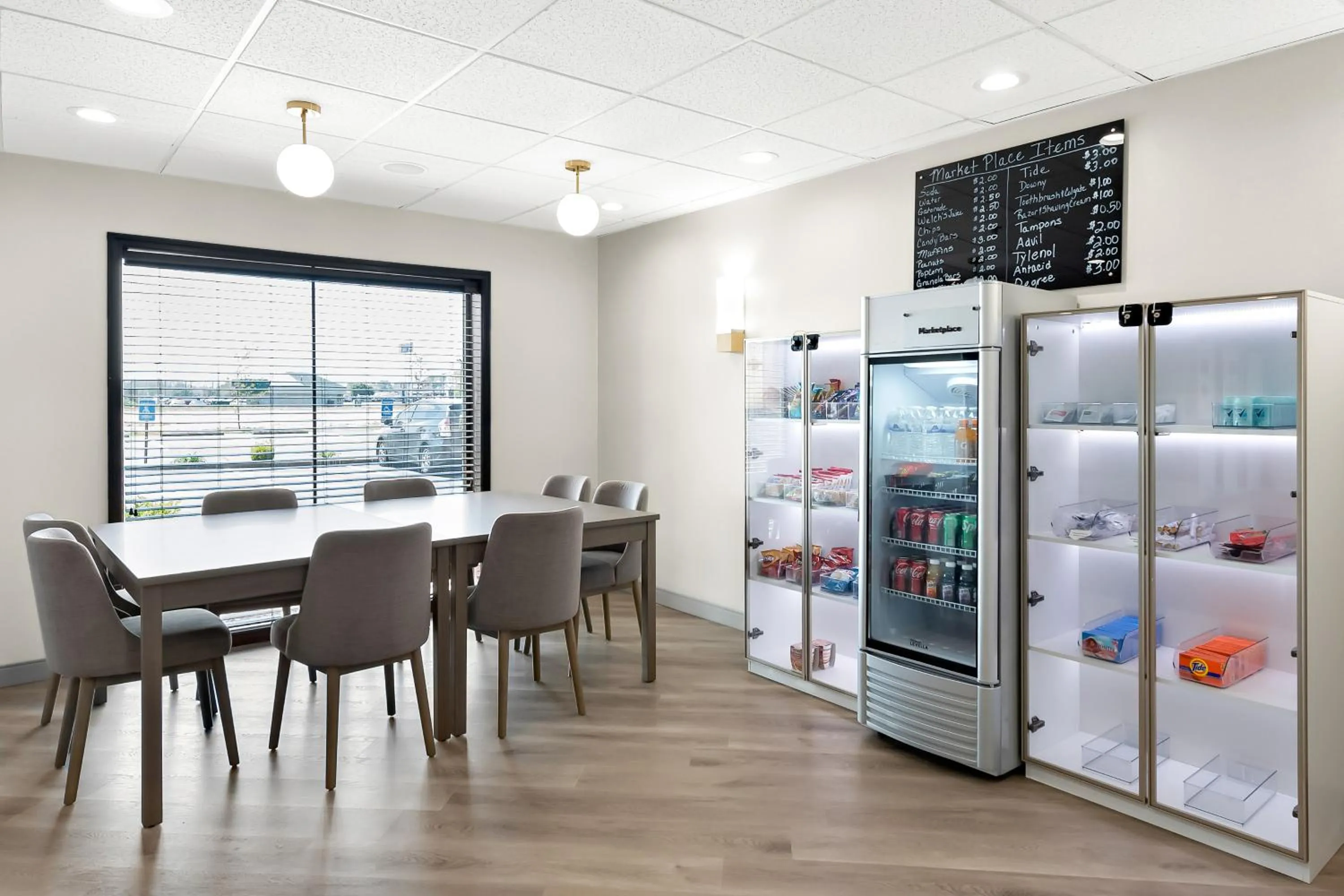 Restaurant/places to eat in Comfort Suites Columbus