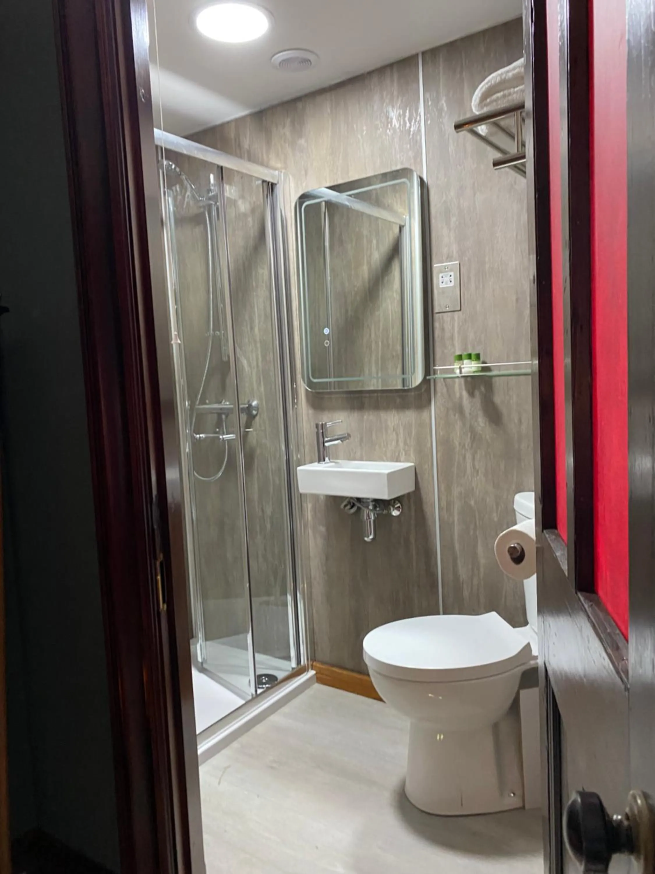 Shower in The Old Vicarage NI B&B