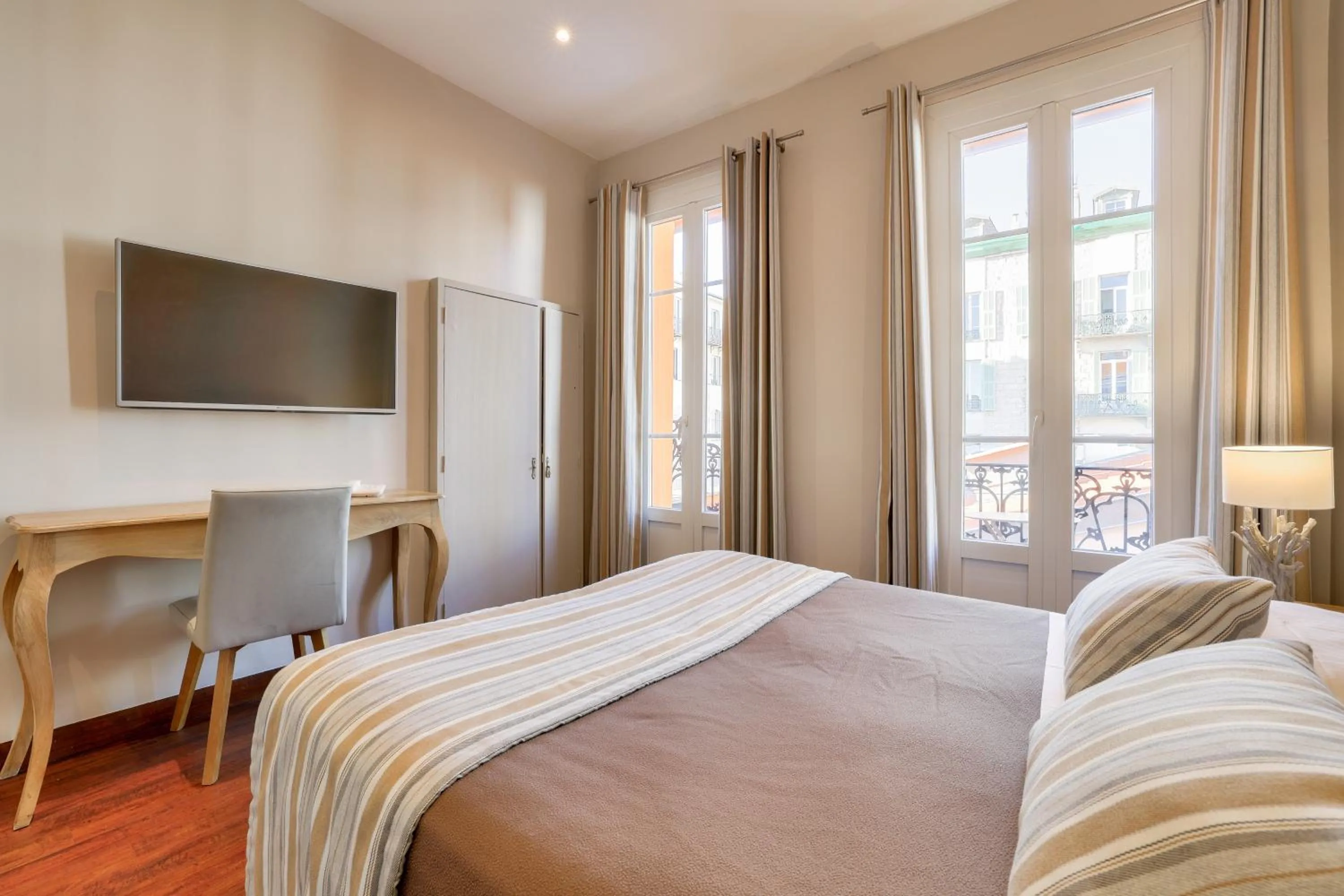 Bed in Hotel Lepante