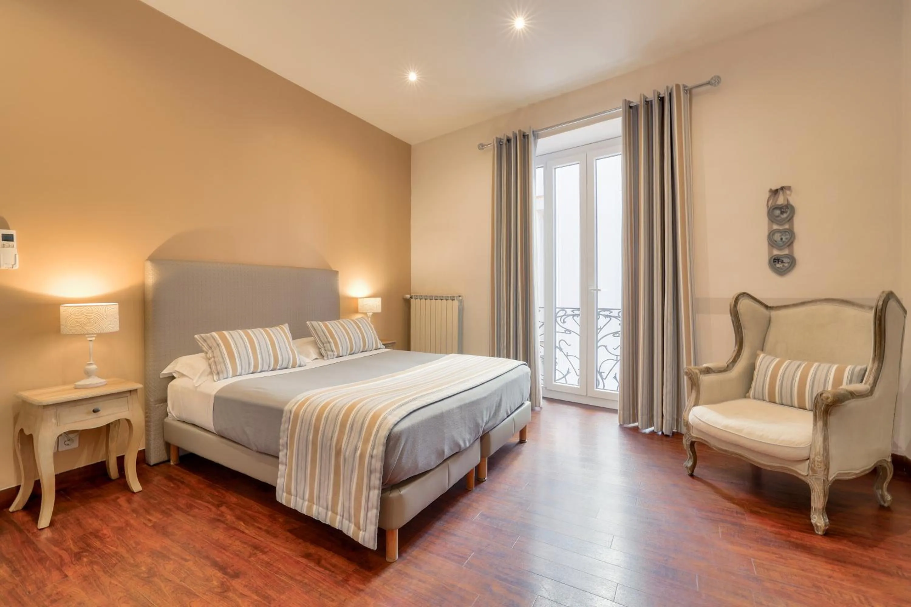 Bedroom, Bed in Hotel Lepante