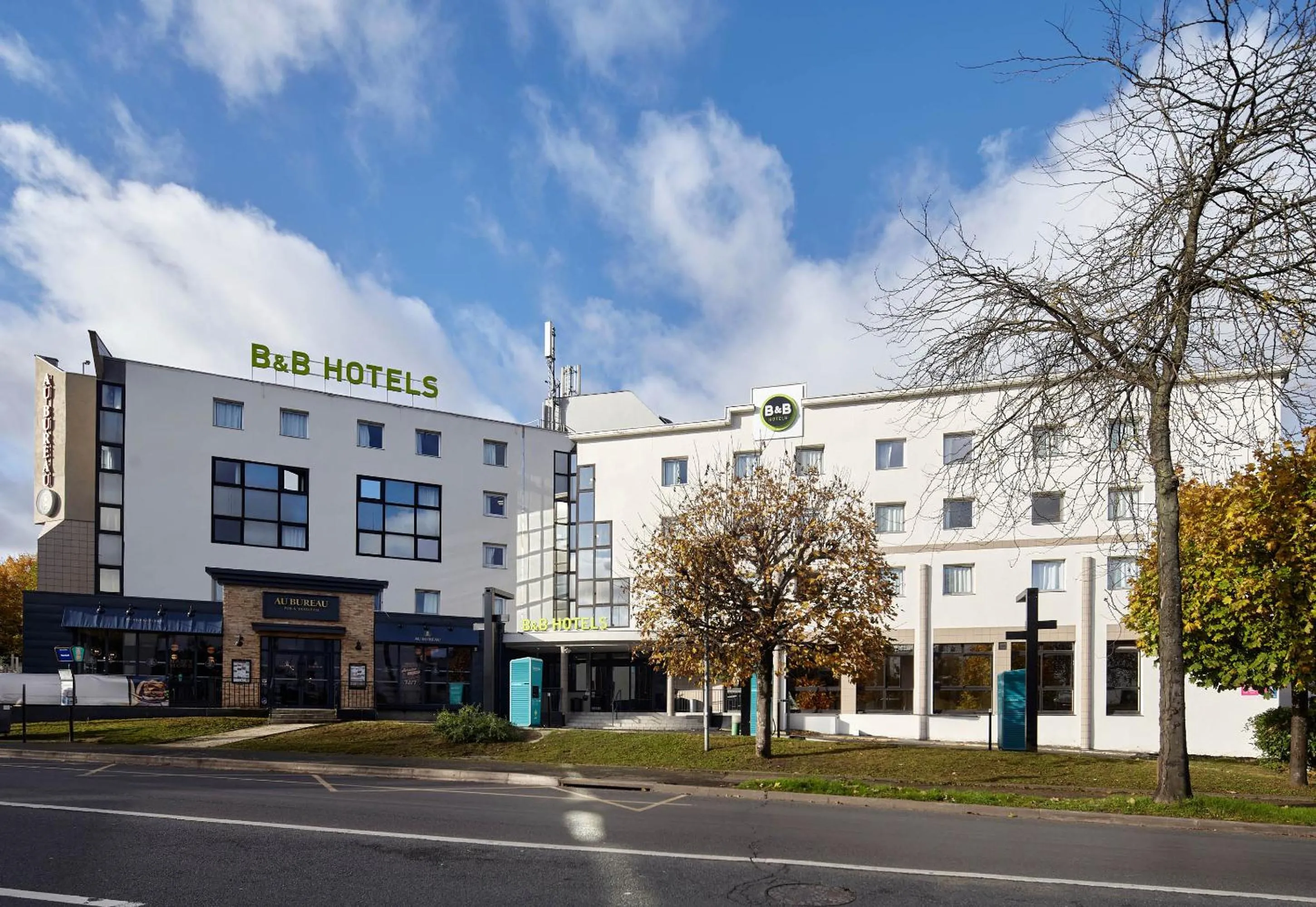 Property building in B&B HOTEL Paris Rosny-sous-Bois