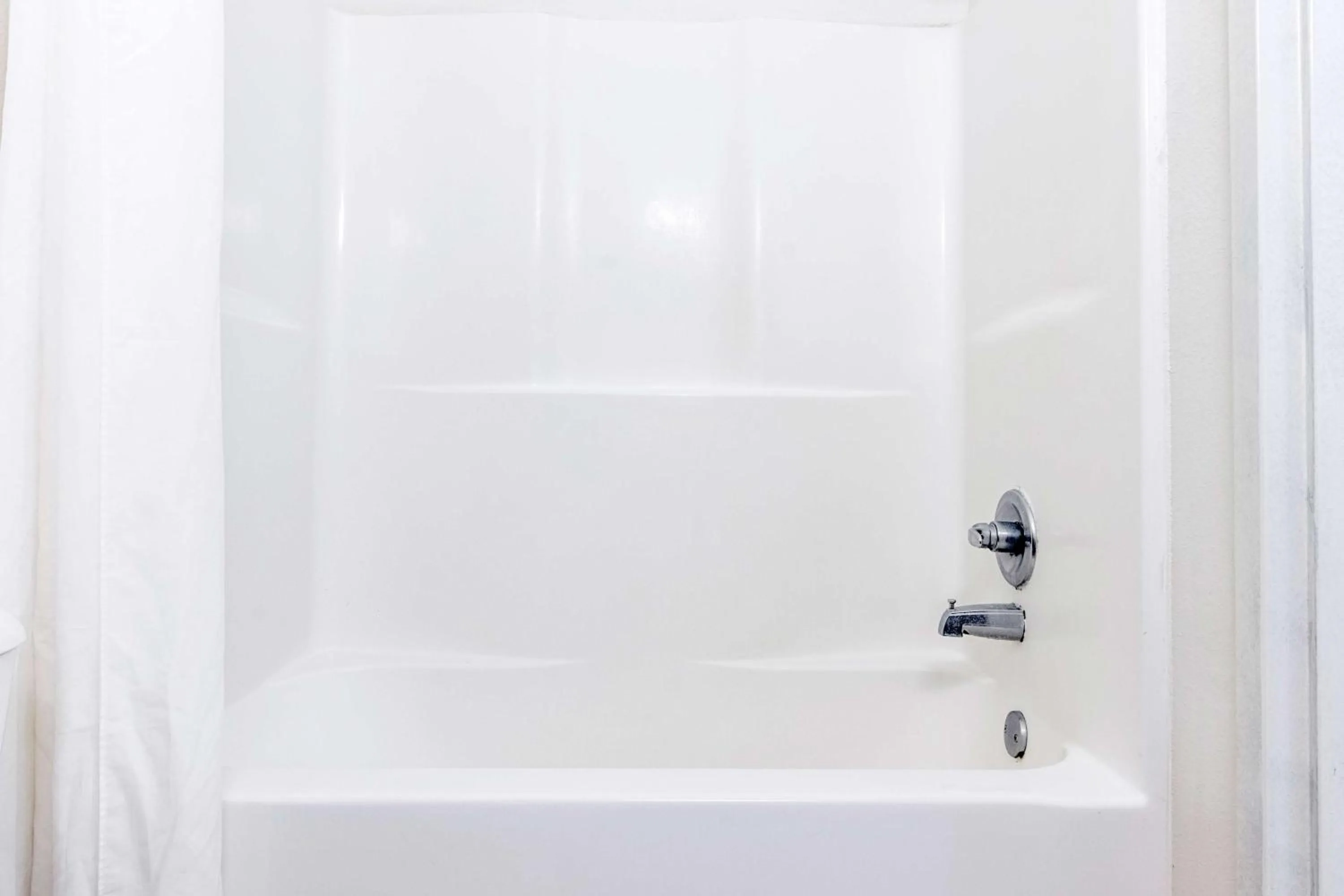 Bathroom in Studio 6-Lafayette, LA - Broussard