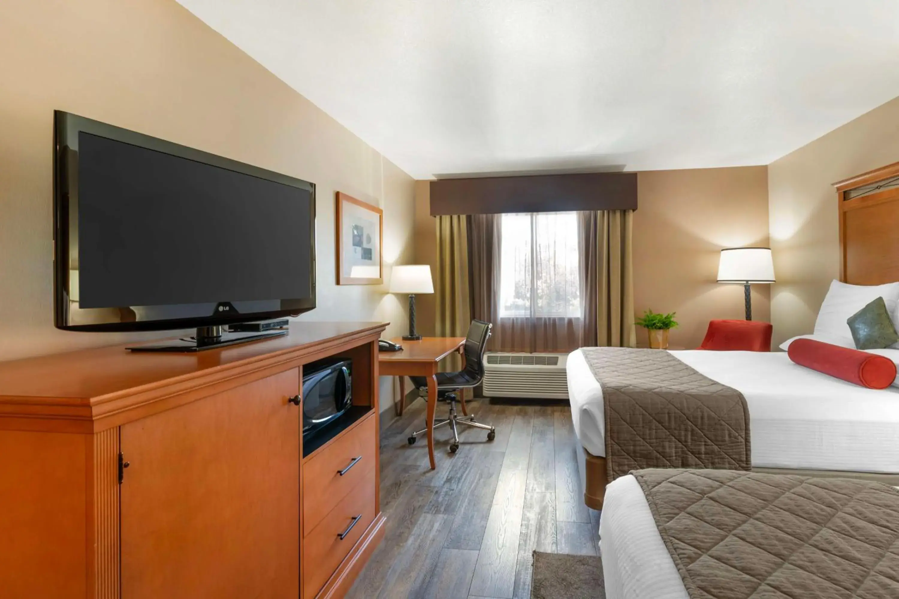 Bedroom, Bed in Best Western Prineville Inn Bedroom, Bed in Best Western Prineville Inn