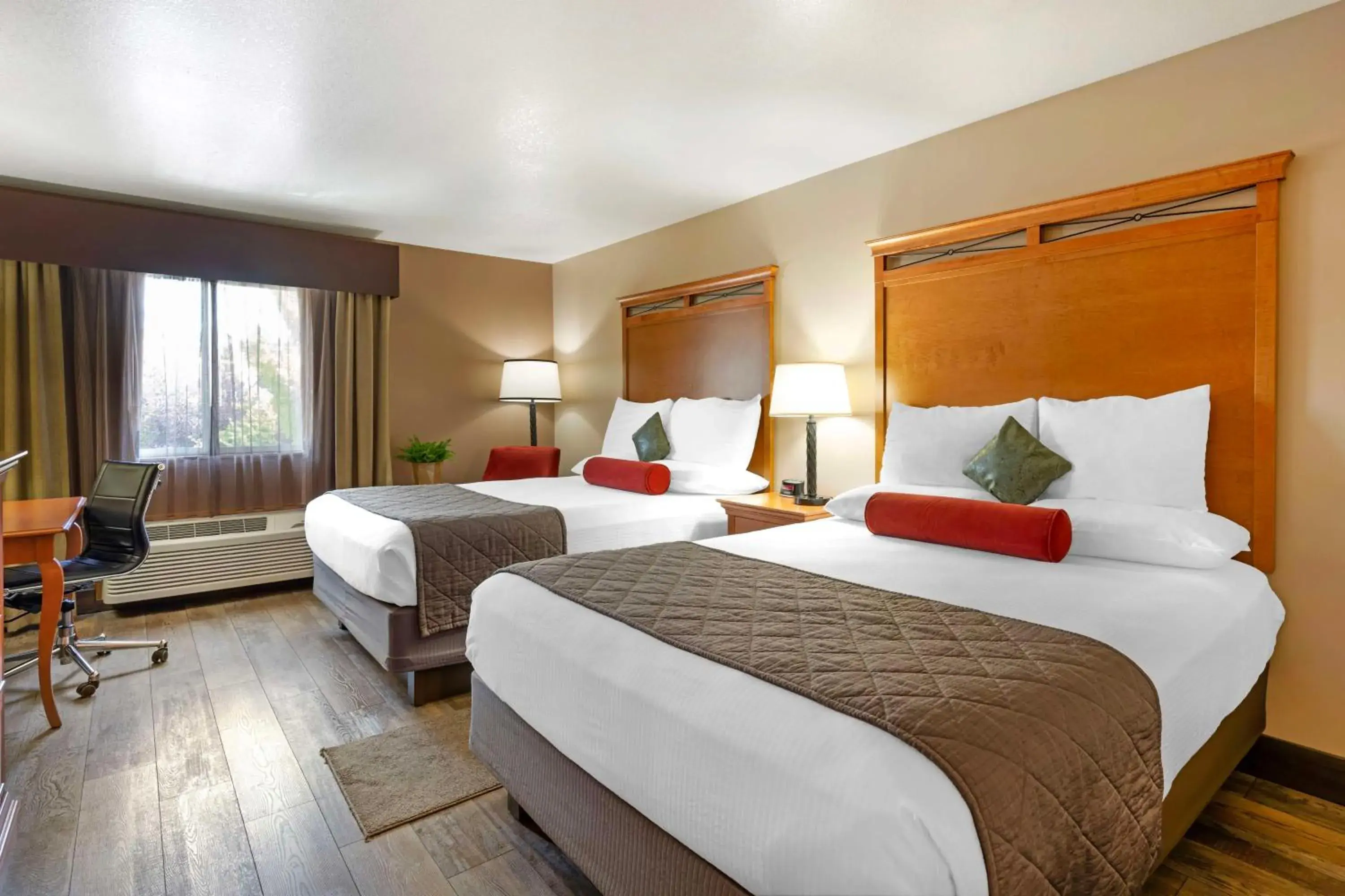 Bedroom, Bed in Best Western Prineville Inn Bedroom, Bed in Best Western Prineville Inn