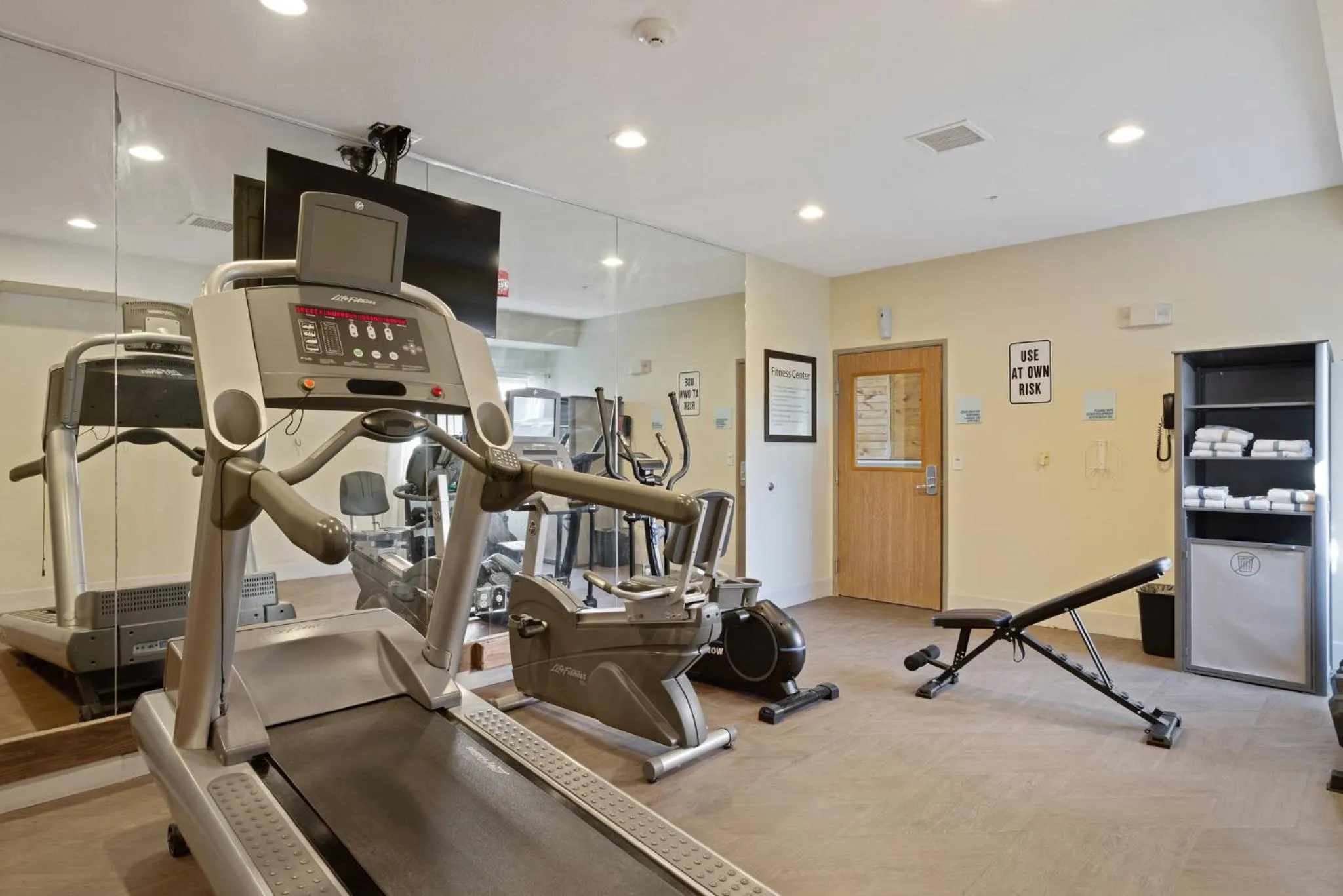Fitness centre/facilities in Holiday Inn Express Hotel & Suites Torrington by IHG