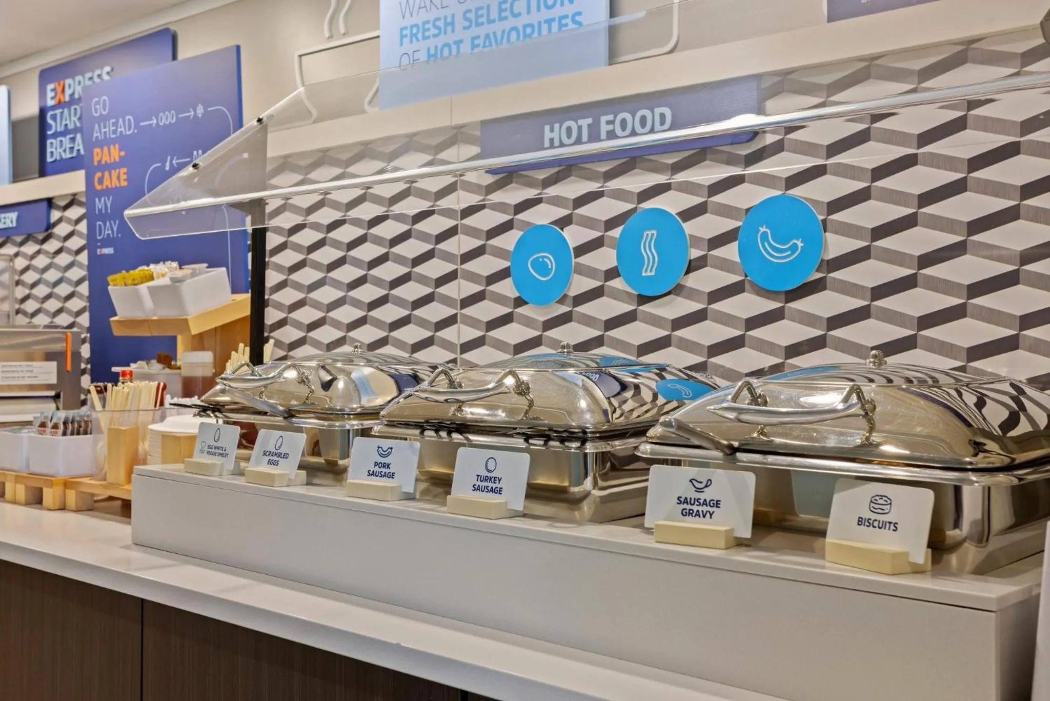 Breakfast in Holiday Inn Express Hotel & Suites Torrington by IHG