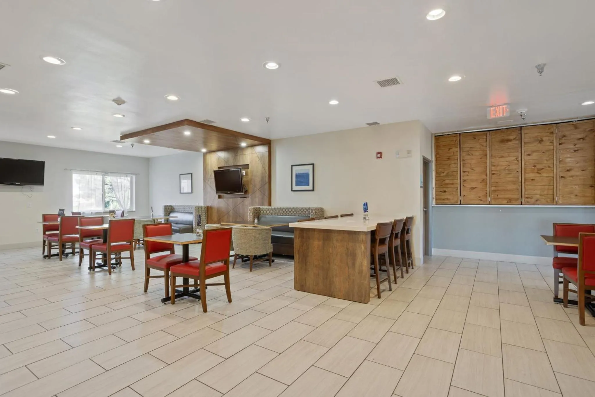 Breakfast in Holiday Inn Express Hotel & Suites Torrington by IHG