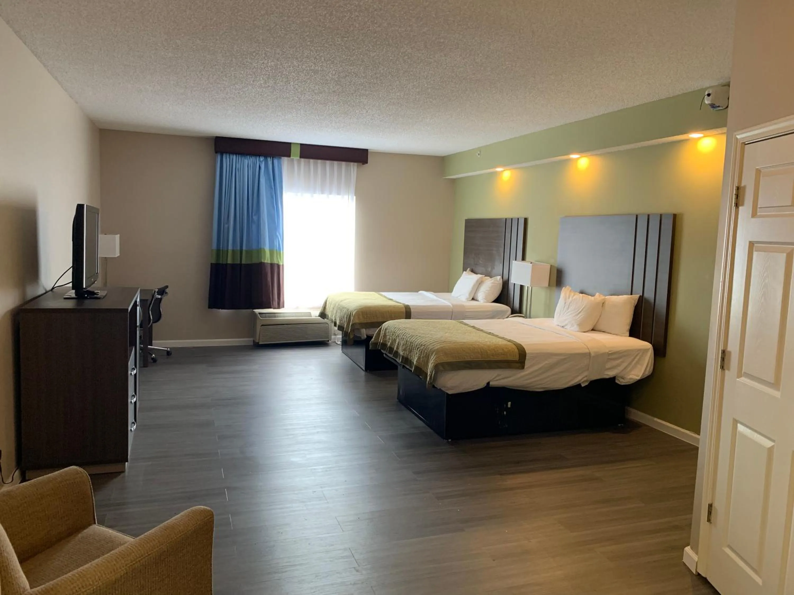 Bed in Ormond Beach Inn