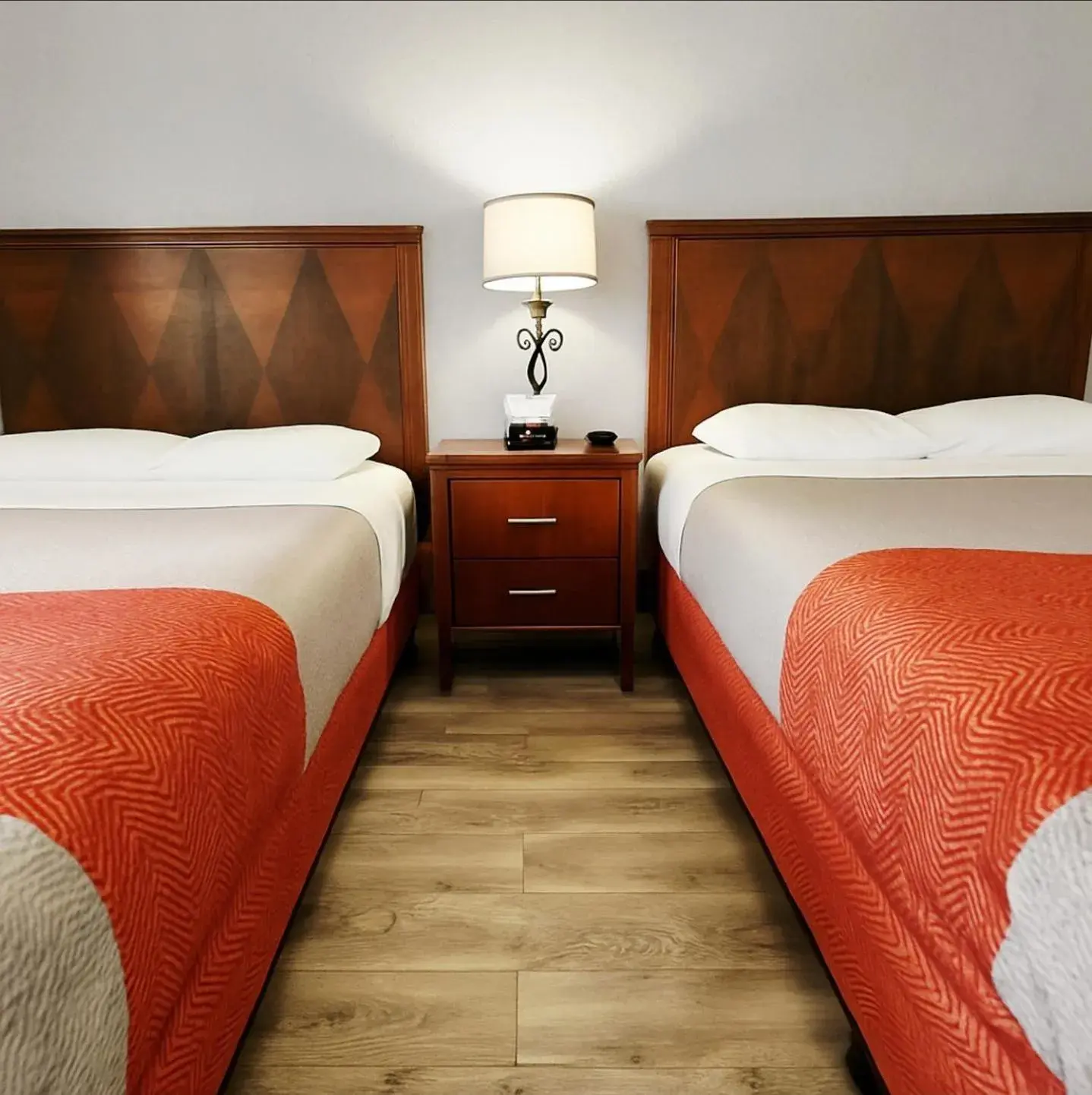 Bed in Motel 6-Canon City, CO 719-458-1216 Bed in Motel 6-Canon City, CO 719-458-1216