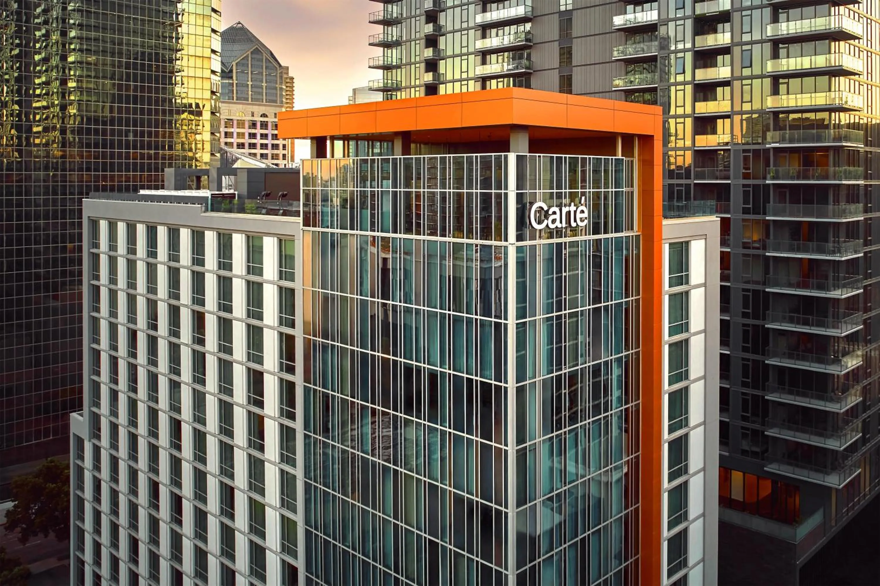 Property building in Carte Hotel San Diego Downtown, Curio Collection By Hilton