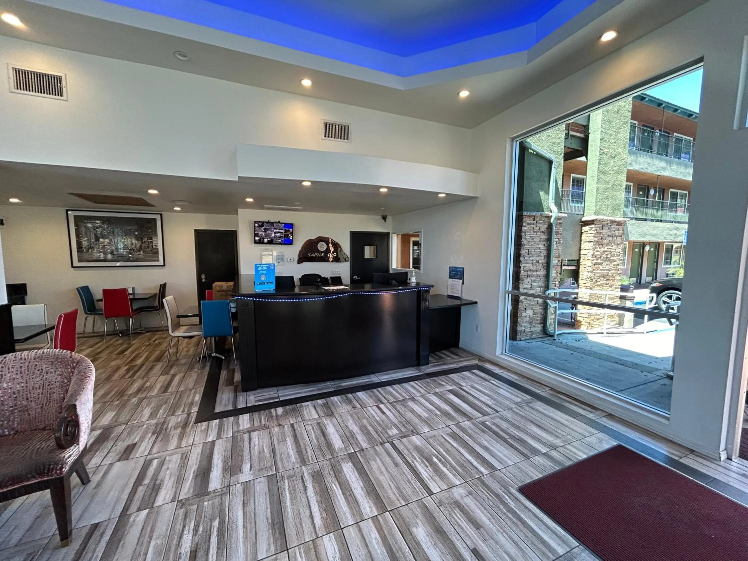 Lobby or reception in Motel 6 Pasadena, CA Old Town Pasadena Area