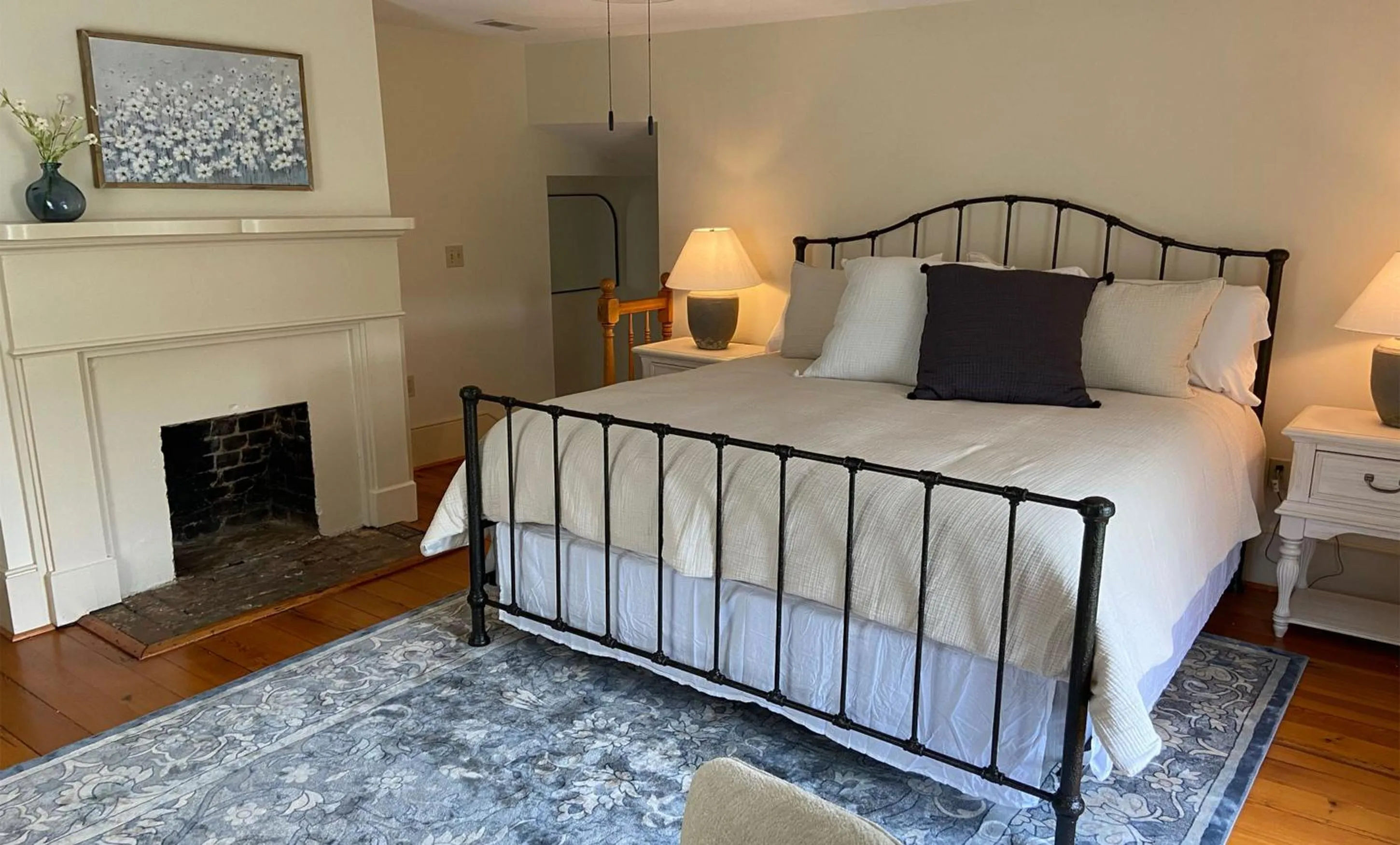 Bed in Graves Mountain Farm & Lodges