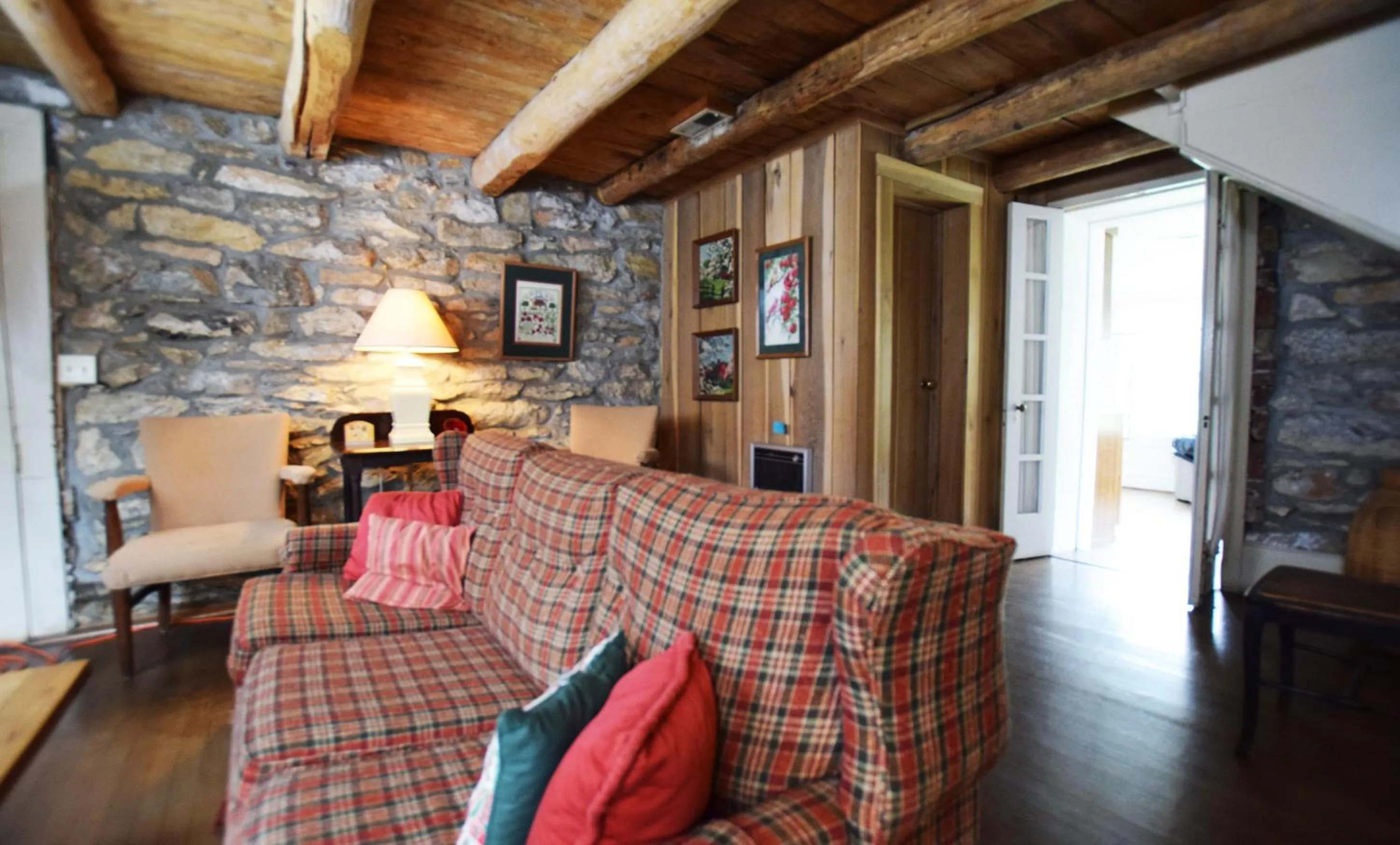 Living room in Graves Mountain Farm & Lodges