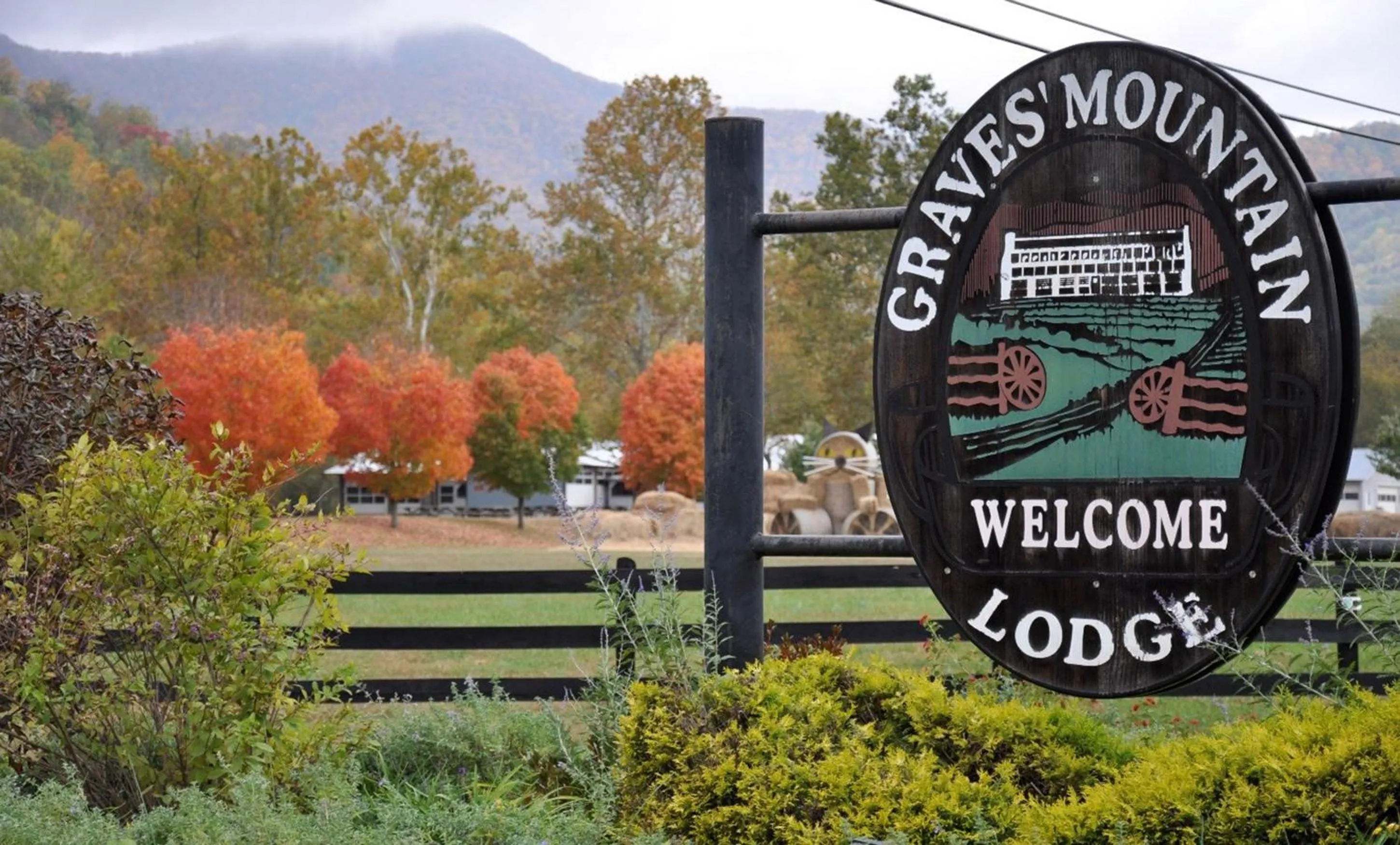 Facade/entrance in Graves Mountain Farm & Lodges