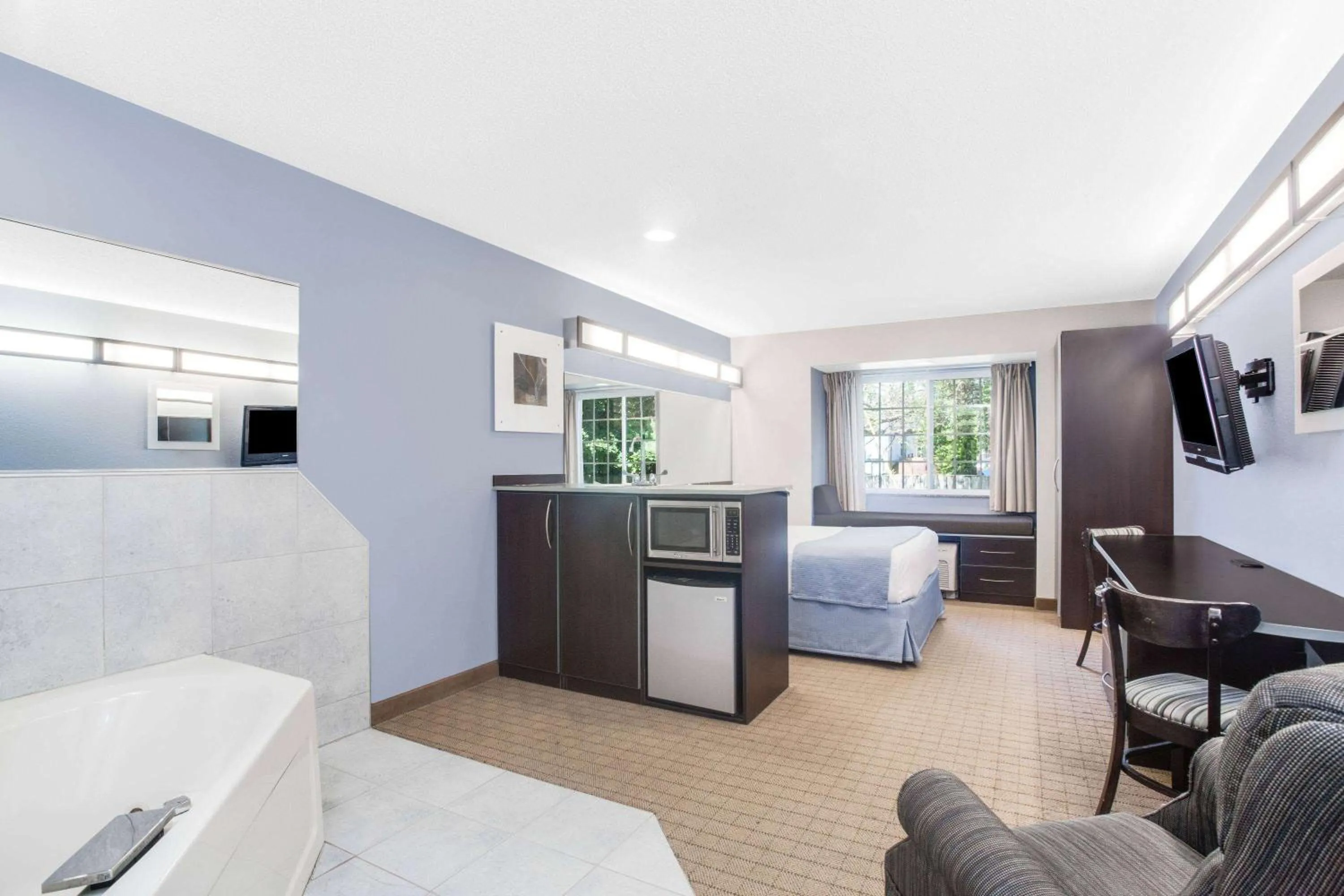 Photo of the whole room in Microtel Inn & Suites Bath