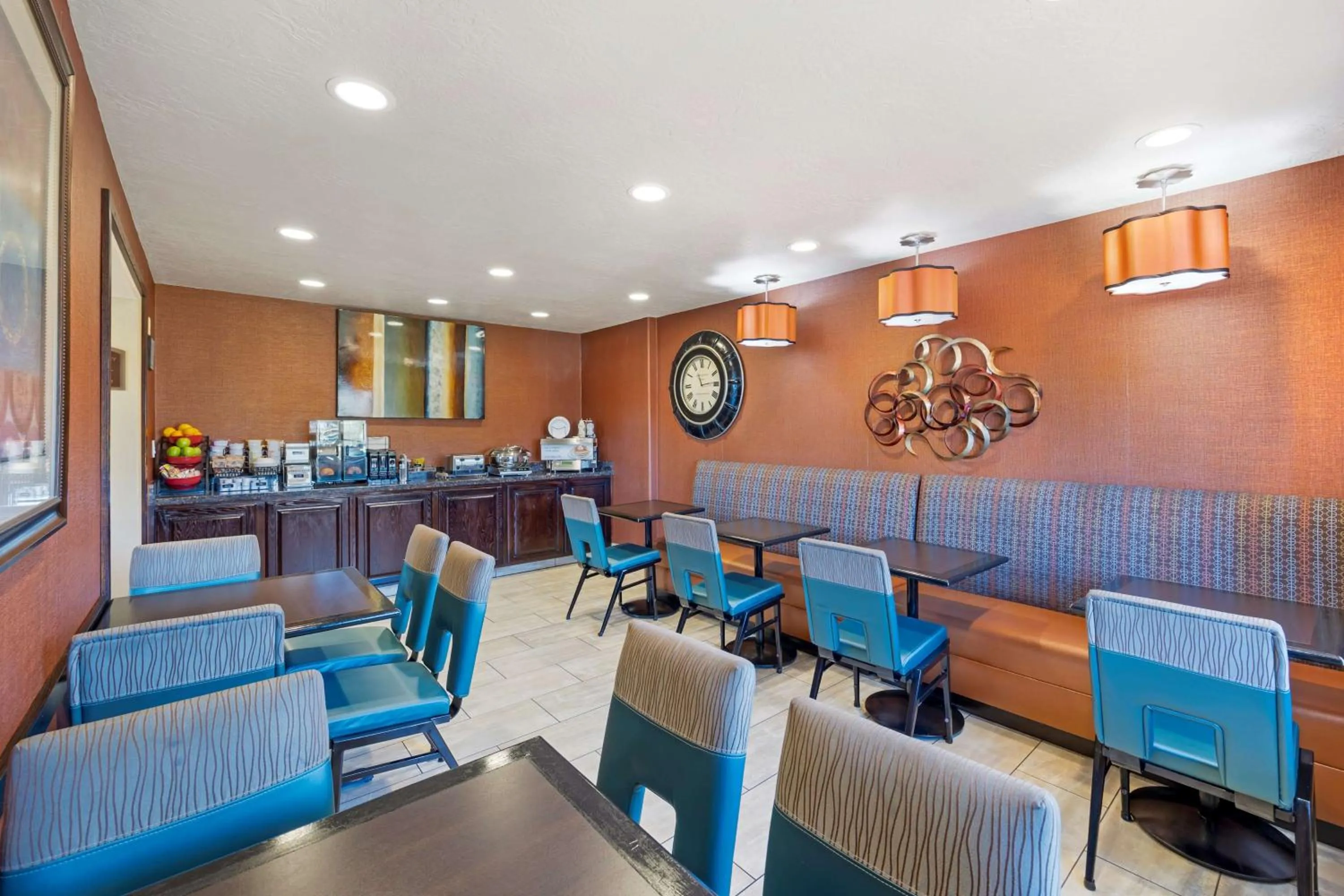 Breakfast in Best Western Mesquite Inn