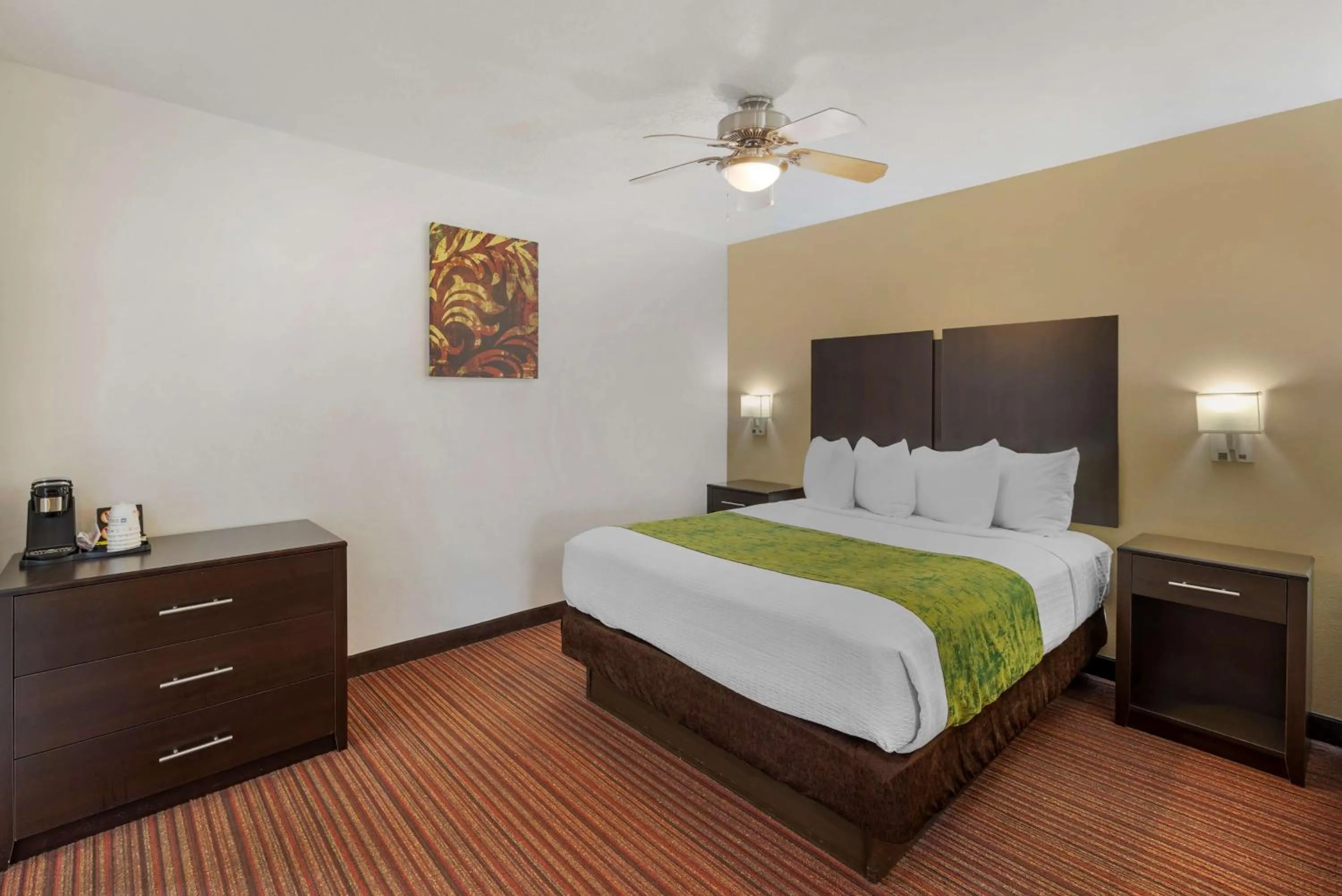 Bedroom, Bed in Best Western Mesquite Inn