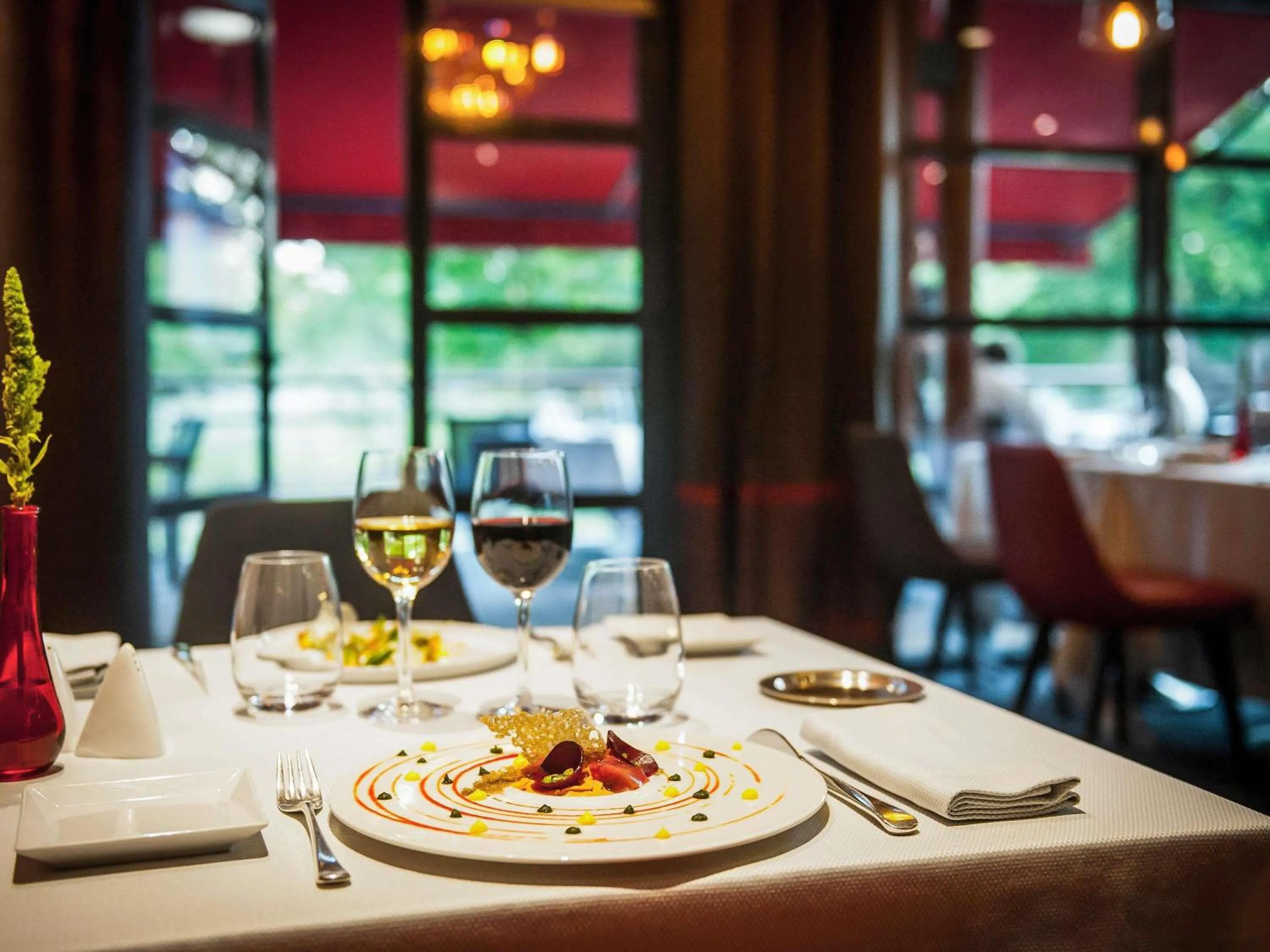 Restaurant/places to eat in Parc Beaumont Hôtel & Spa Pau - MGallery Collection