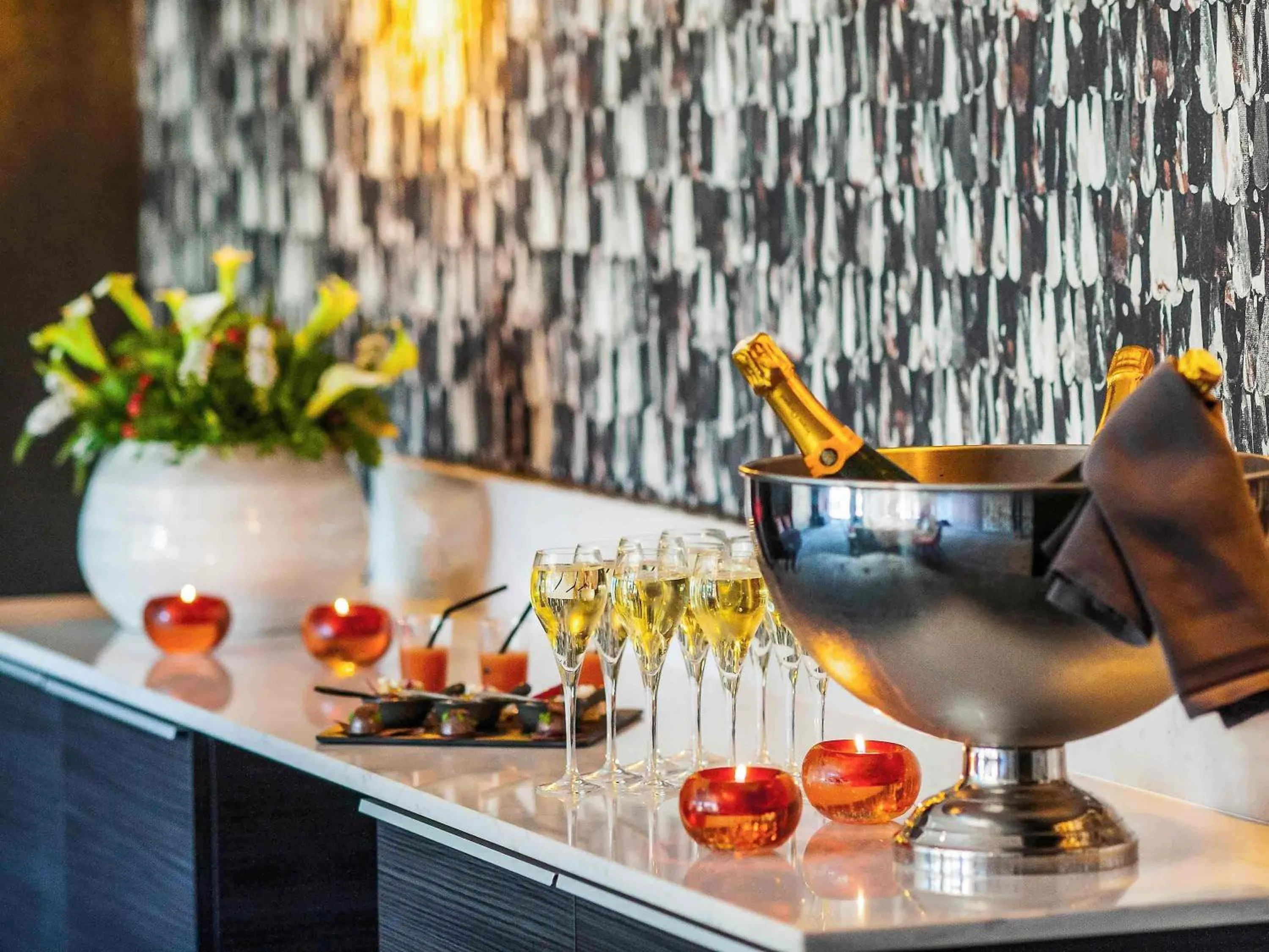 Meeting/conference room in Parc Beaumont Hôtel & Spa Pau - MGallery Collection