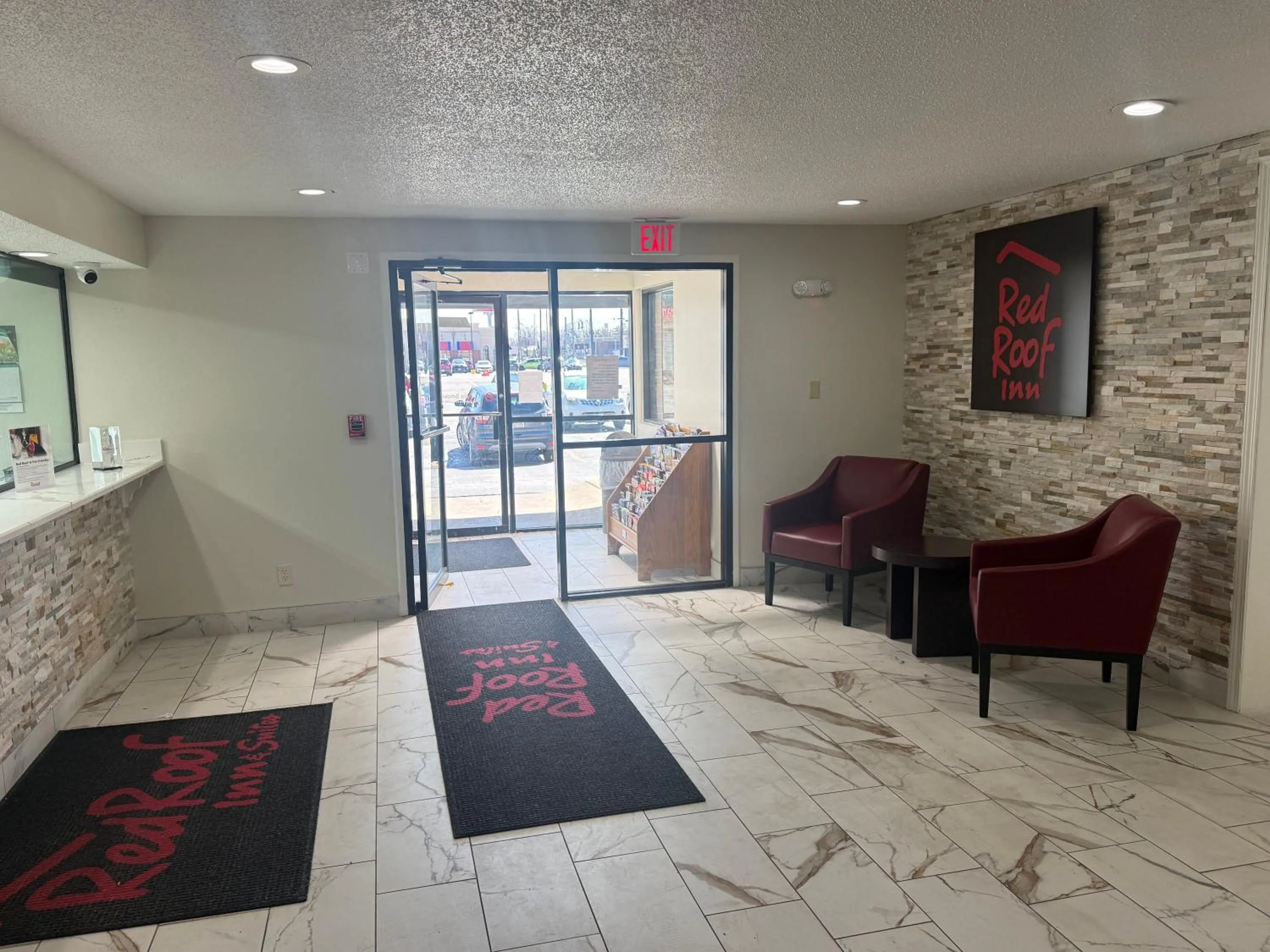 Lobby or reception in Red Roof Inn & Suites Hammond, IN
