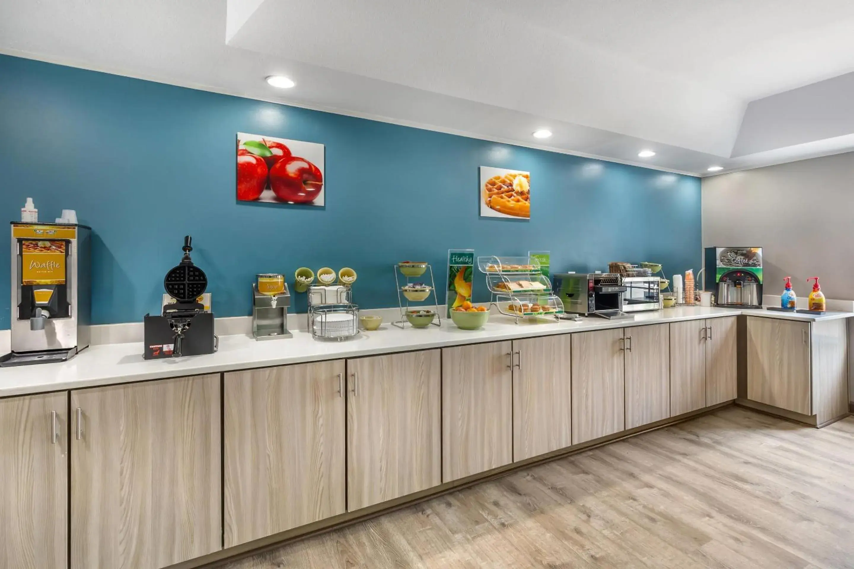 Breakfast in Quality Inn Wilmington Breakfast in Quality Inn Wilmington