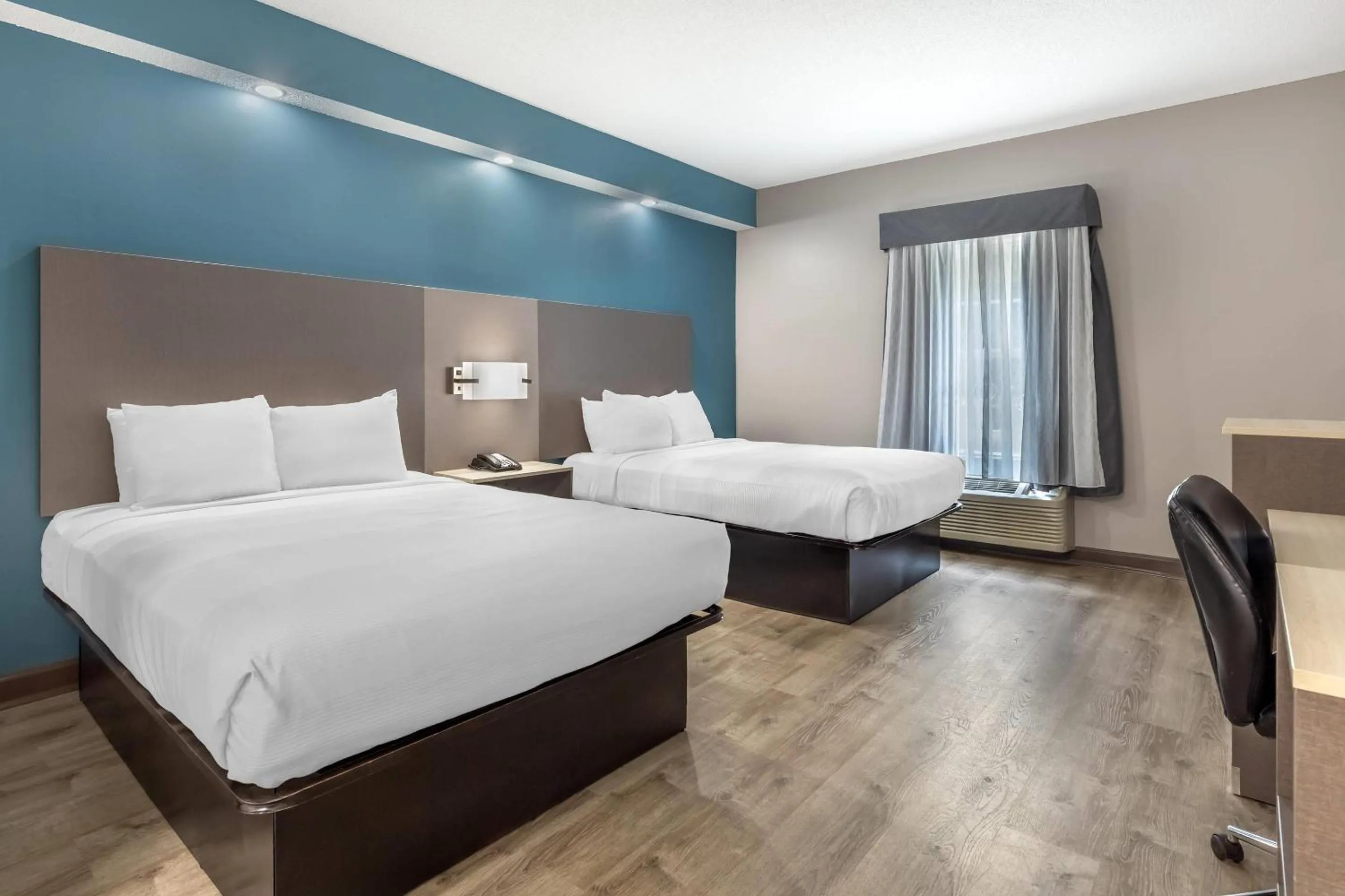 Bedroom, Bed in Quality Inn Wilmington