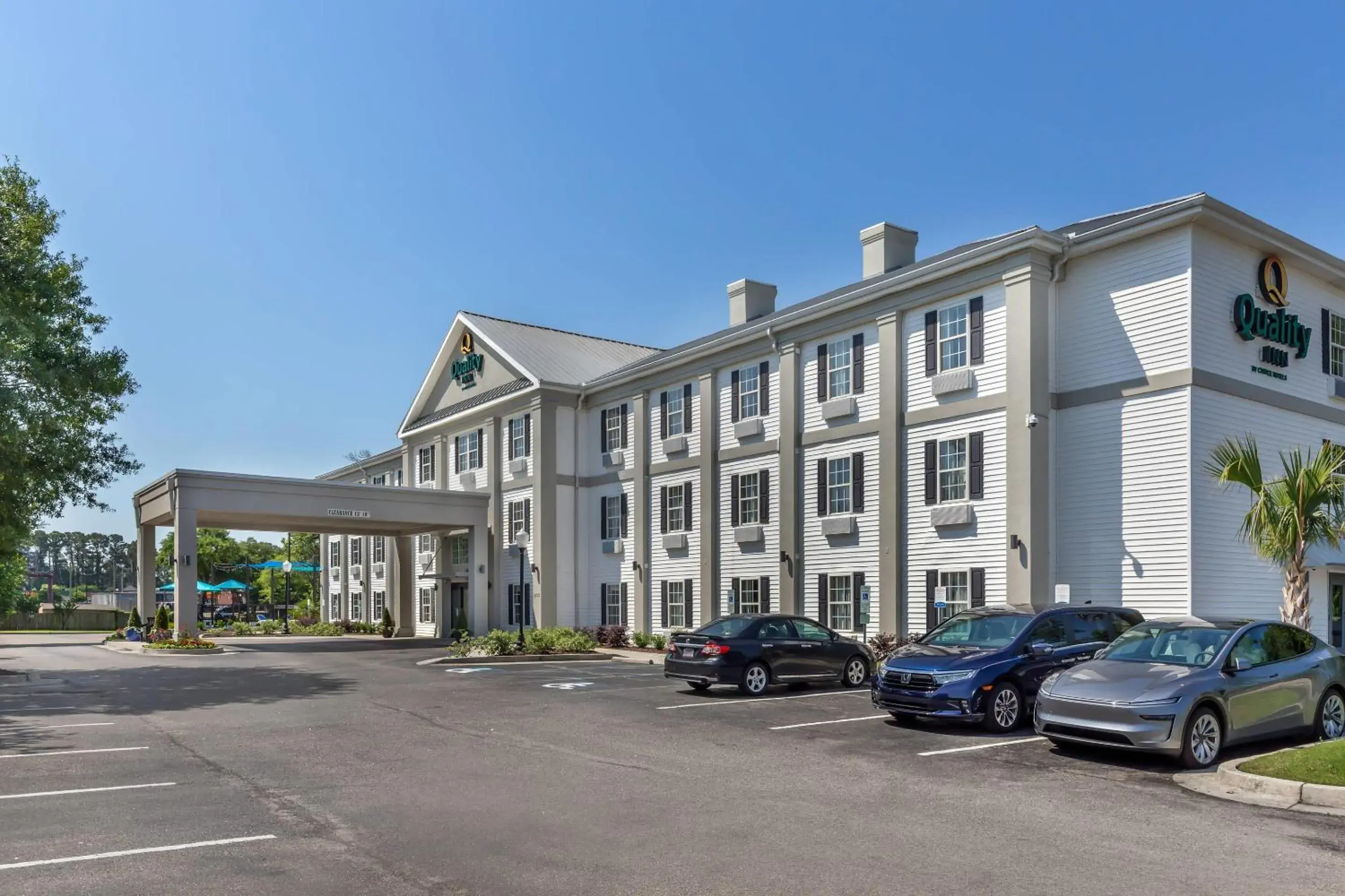 Property building in Quality Inn Wilmington Property building in Quality Inn Wilmington