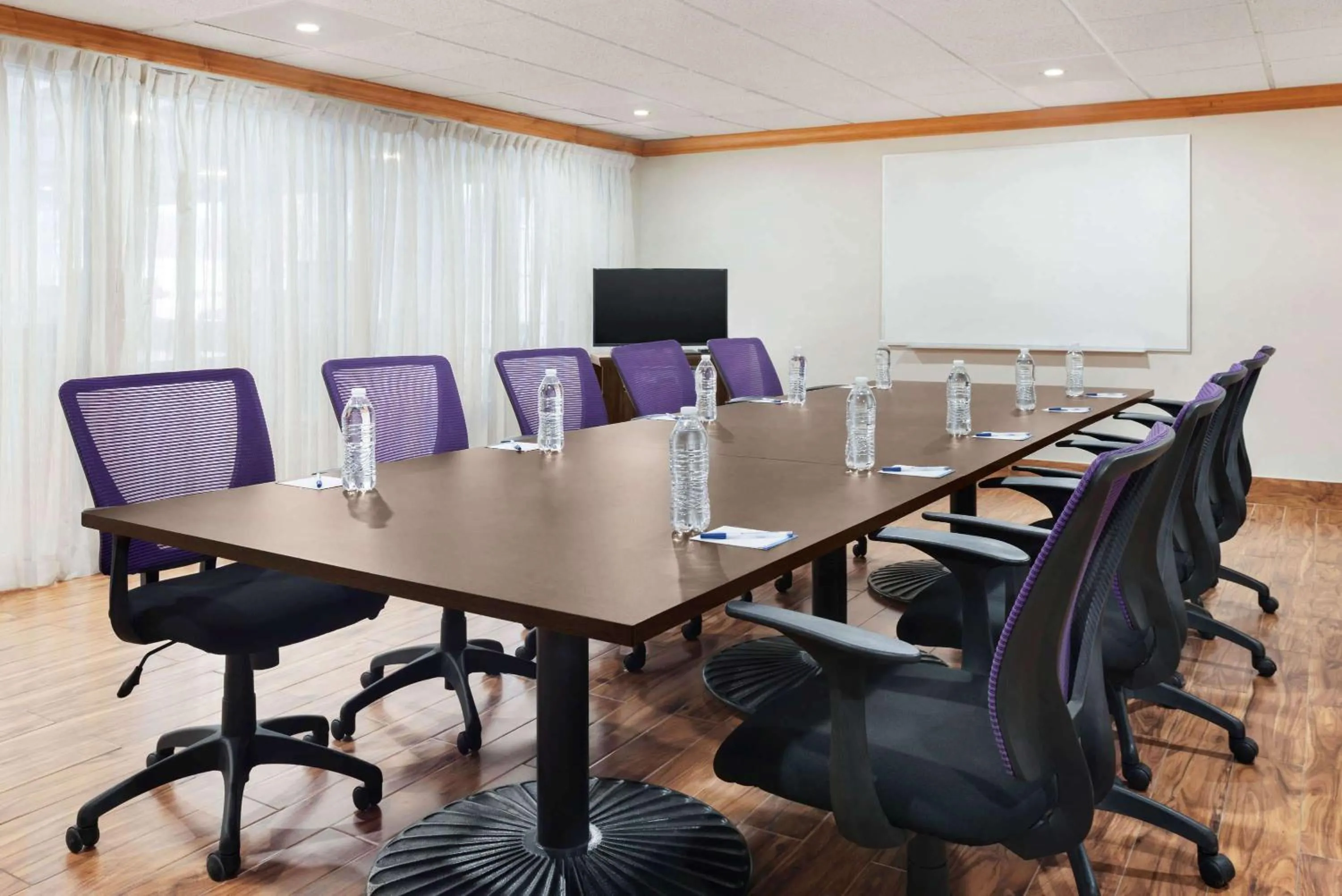 Meeting/conference room in Baymont by Wyndham Washington