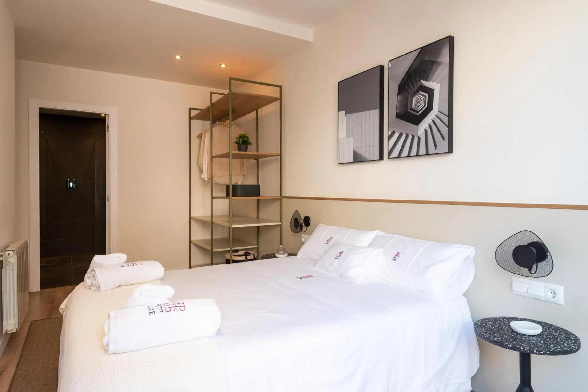 Bed in Petit Luxe Tobella Baixos
