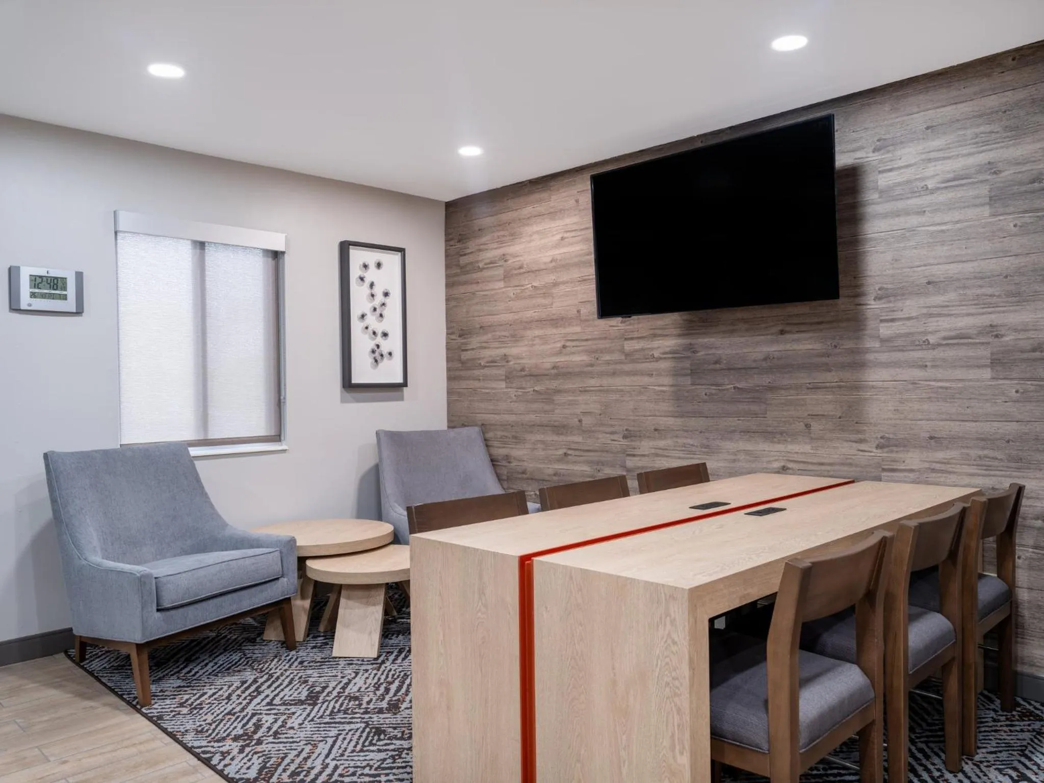 Property building in Candlewood Suites Rockford by IHG